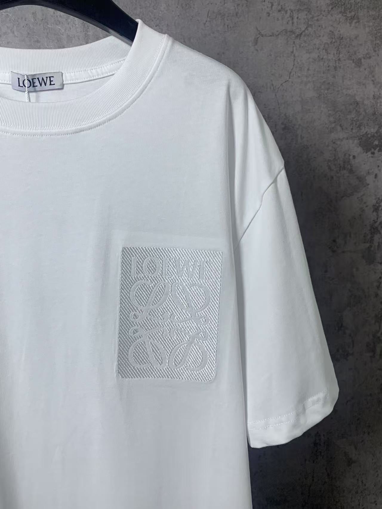 LuxluxHouse Best Quality Clothes T-shirt Loewe