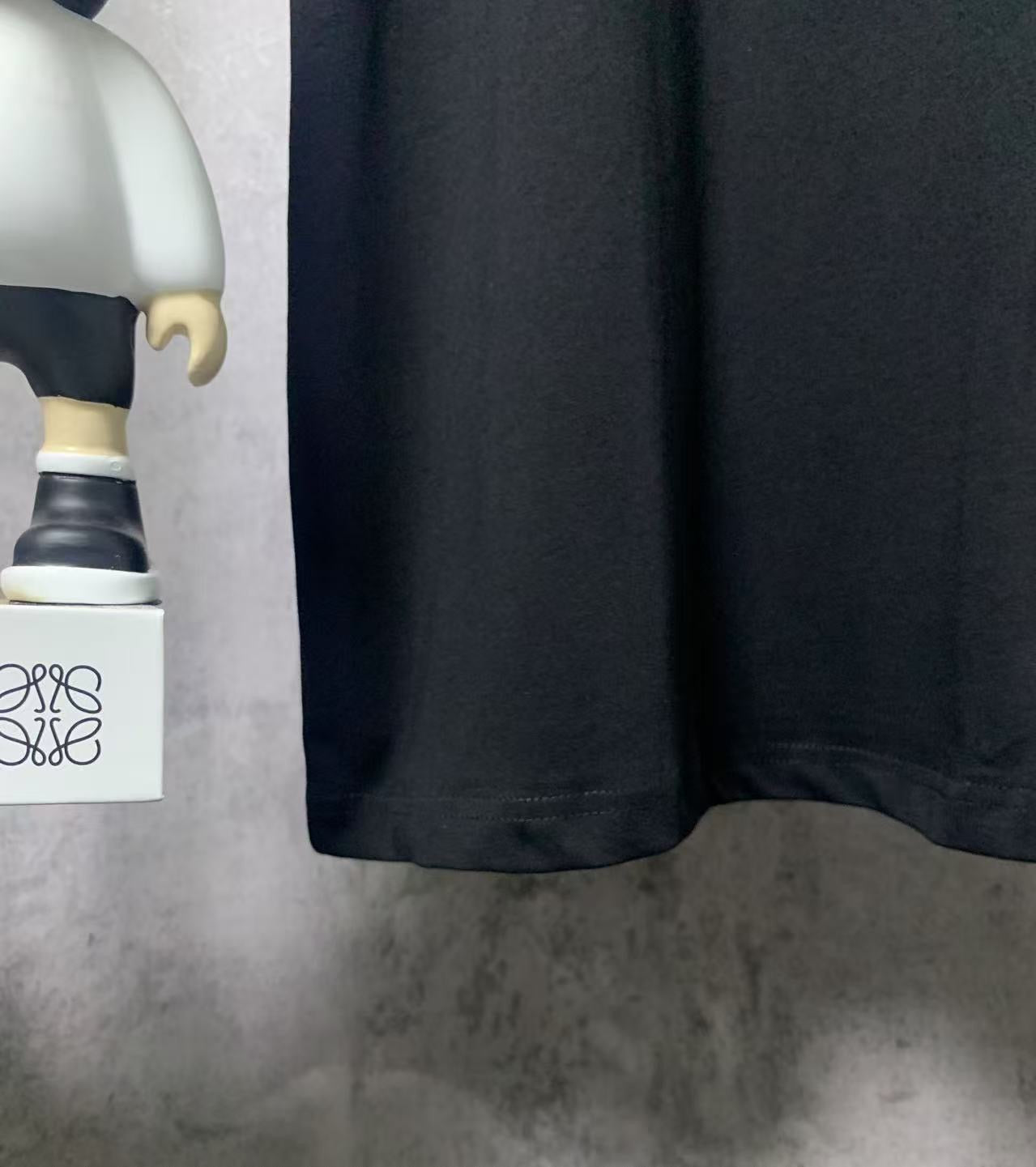 LuxluxHouse Best Quality Clothes T-shirt Loewe