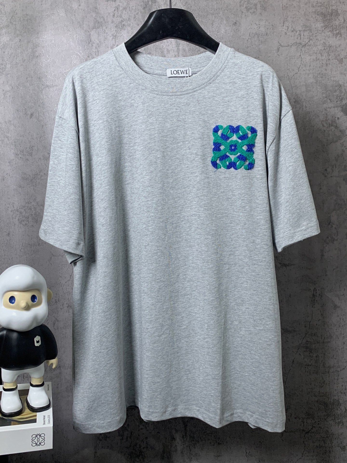 LuxluxHouse Best Quality Clothes T-shirt Loewe