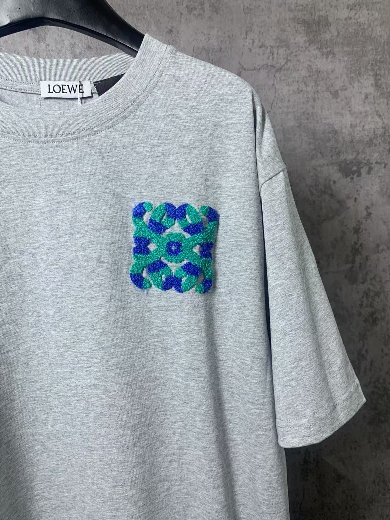 LuxluxHouse Best Quality Clothes T-shirt Loewe