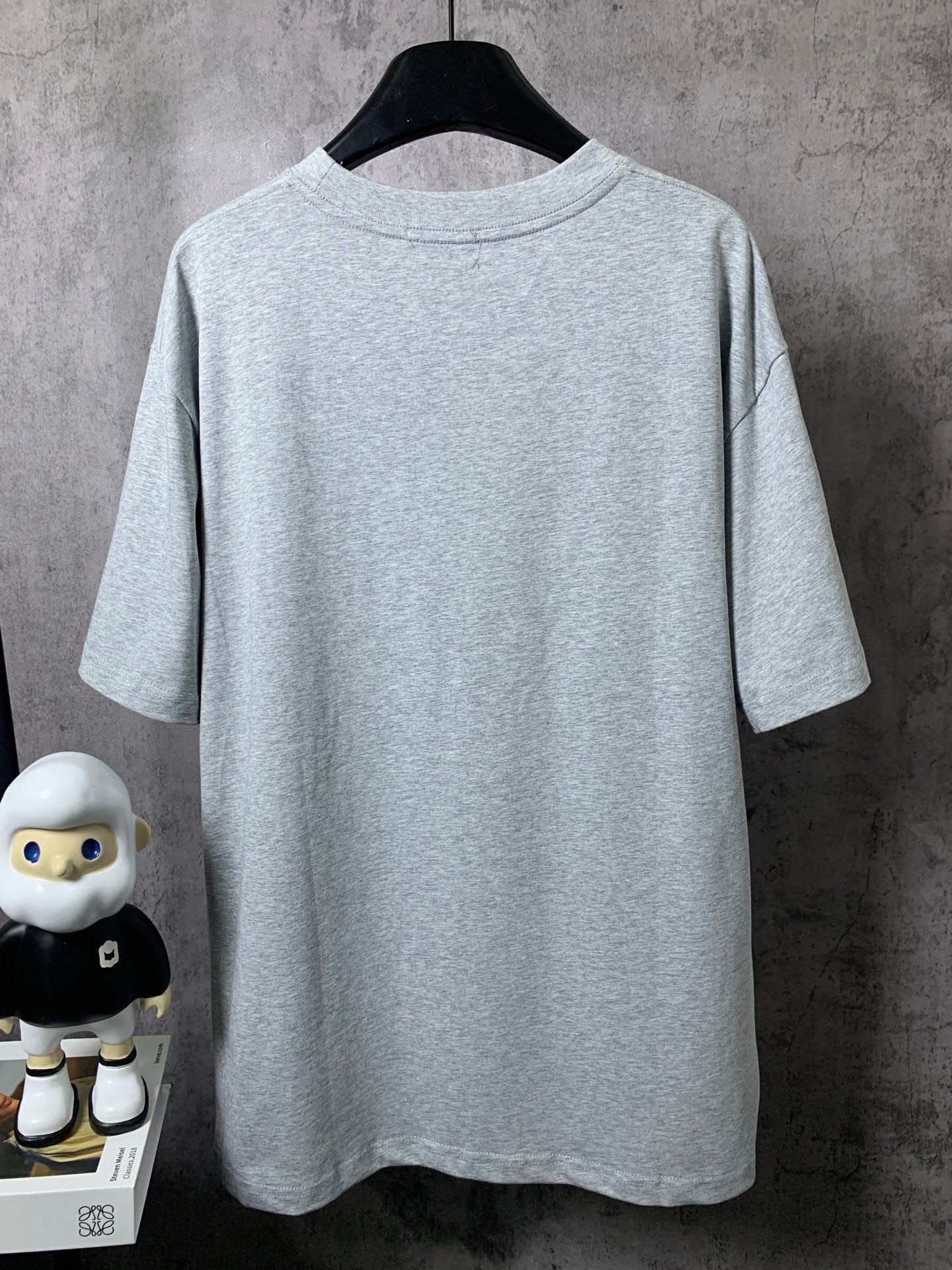 LuxluxHouse Best Quality Clothes T-shirt Loewe