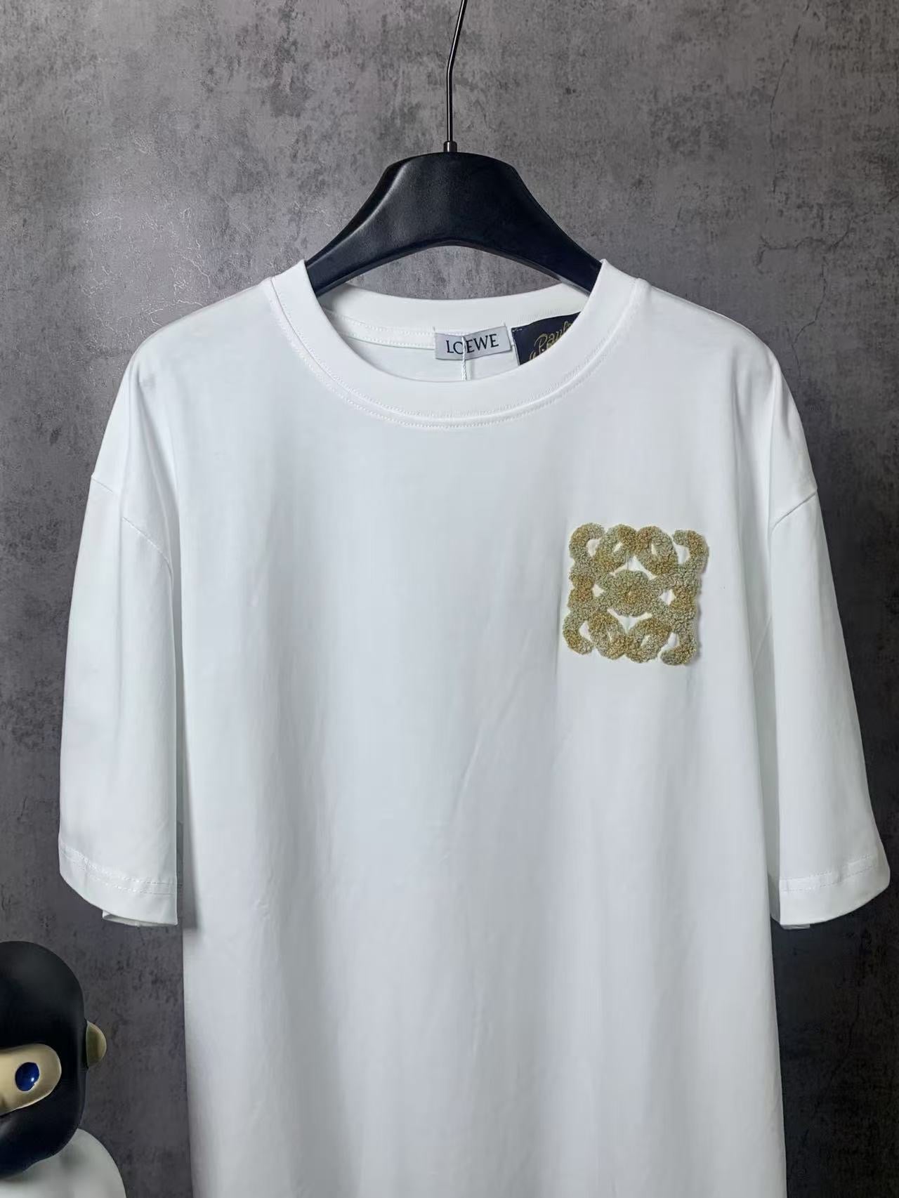 LuxluxHouse Best Quality Clothes T-shirt Loewe