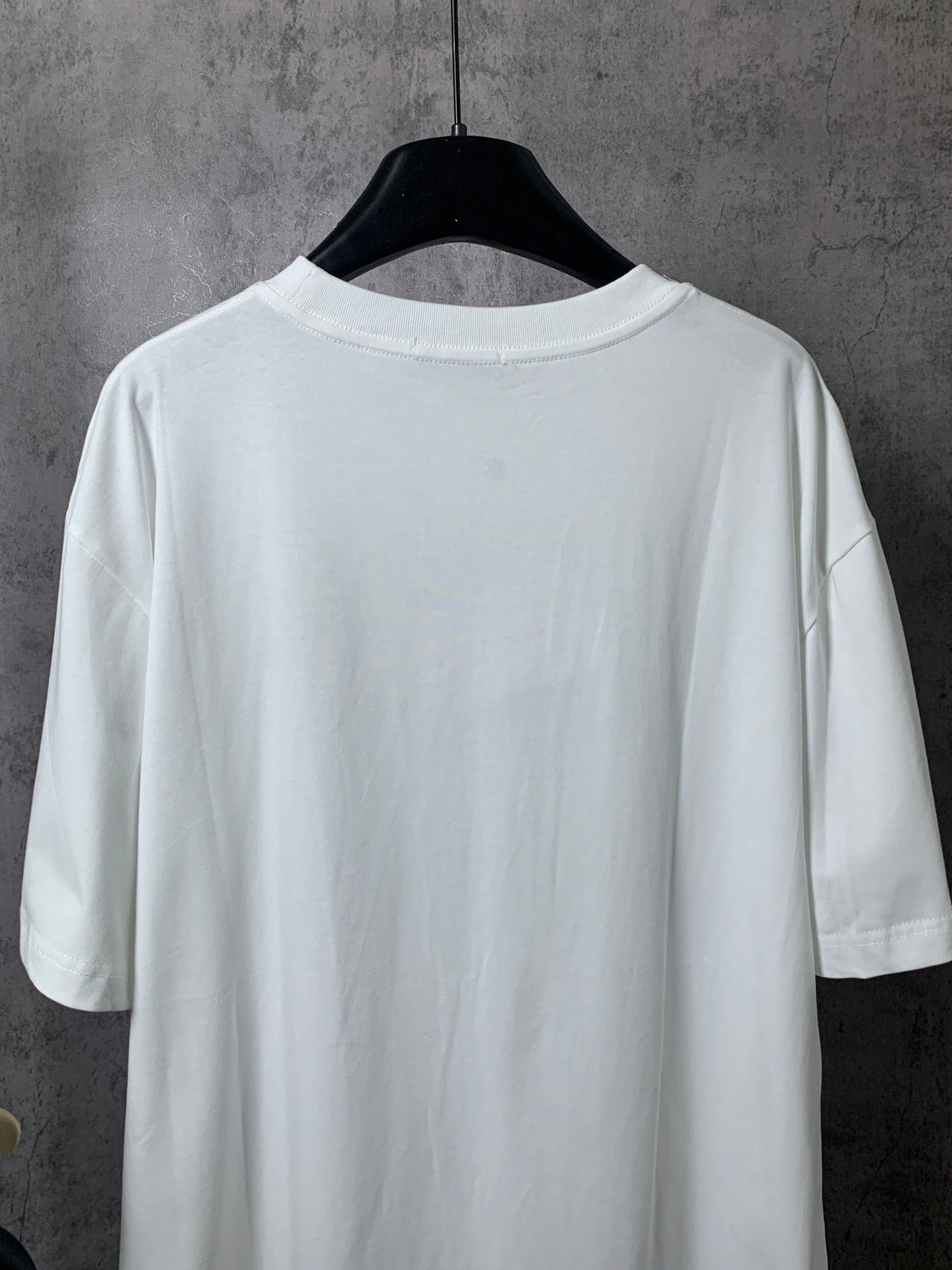 LuxluxHouse Best Quality Clothes T-shirt Loewe