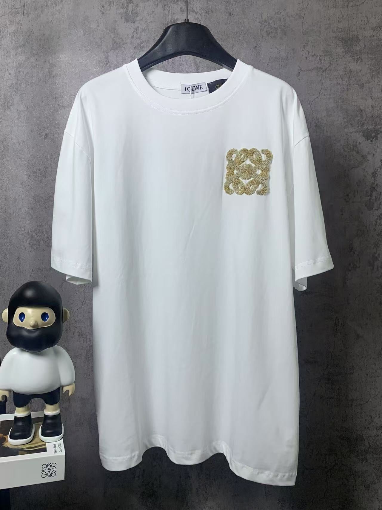 LuxluxHouse Best Quality Clothes T-shirt Loewe