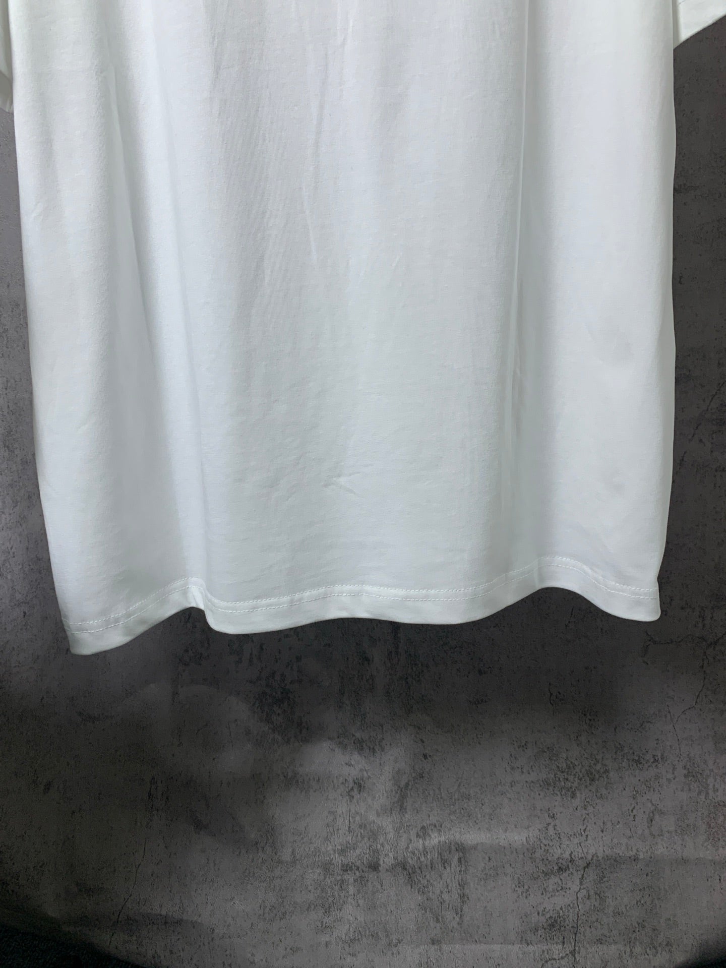 LuxluxHouse Best Quality Clothes T-shirt Loewe