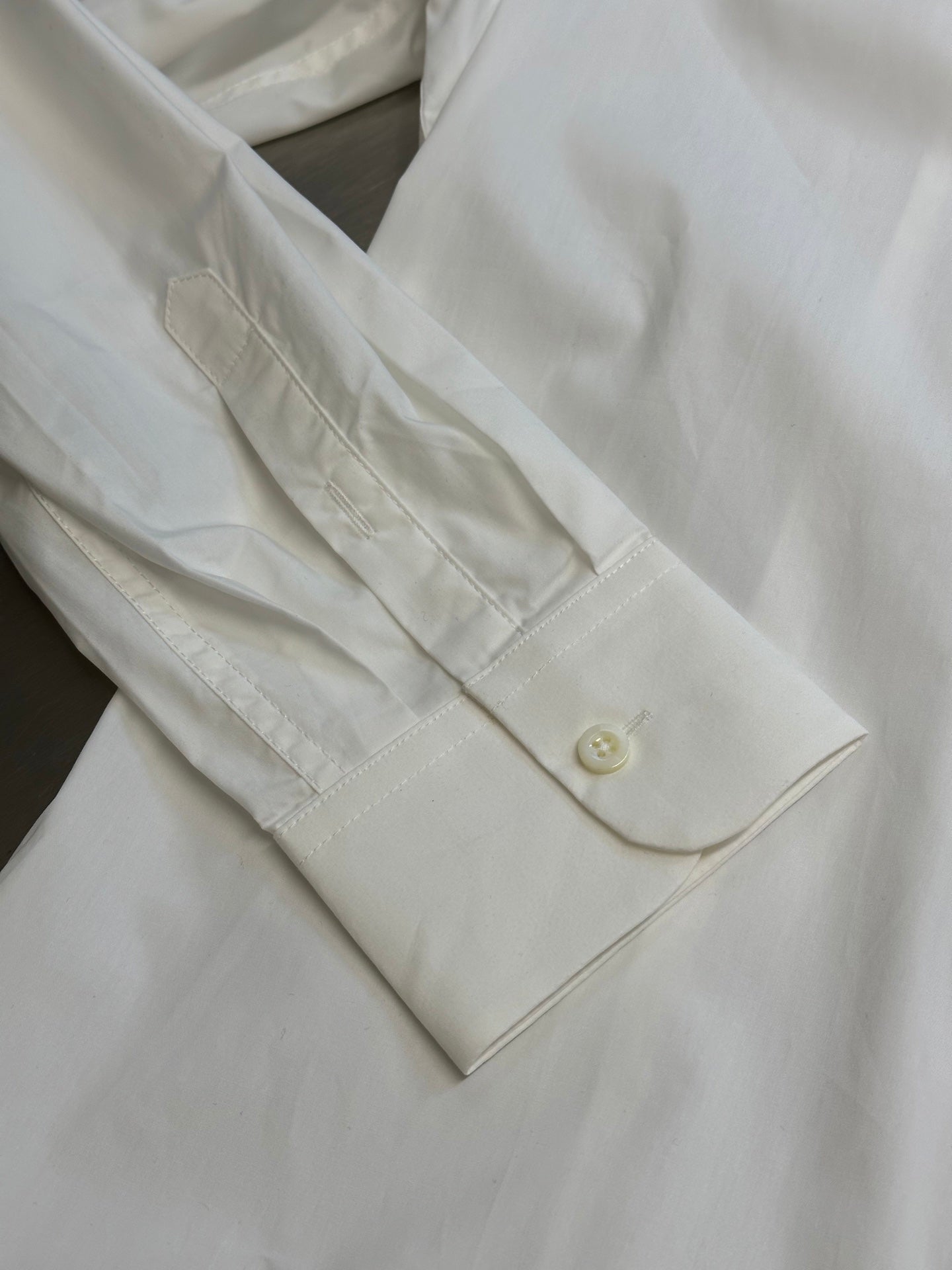 LuxluxHouse Best Quality Clothes Shirts&Polo Prada