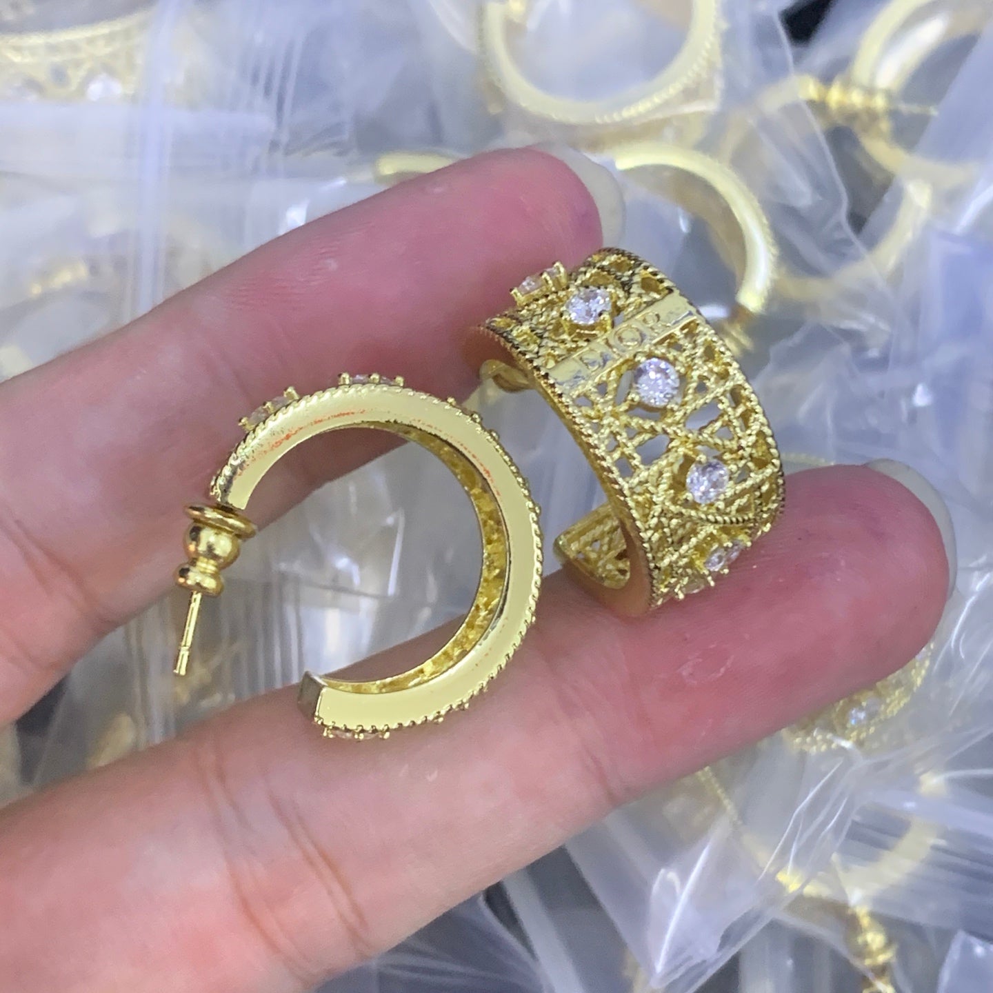 LuxluxHouse Low Price And High Quality Accessories Dior