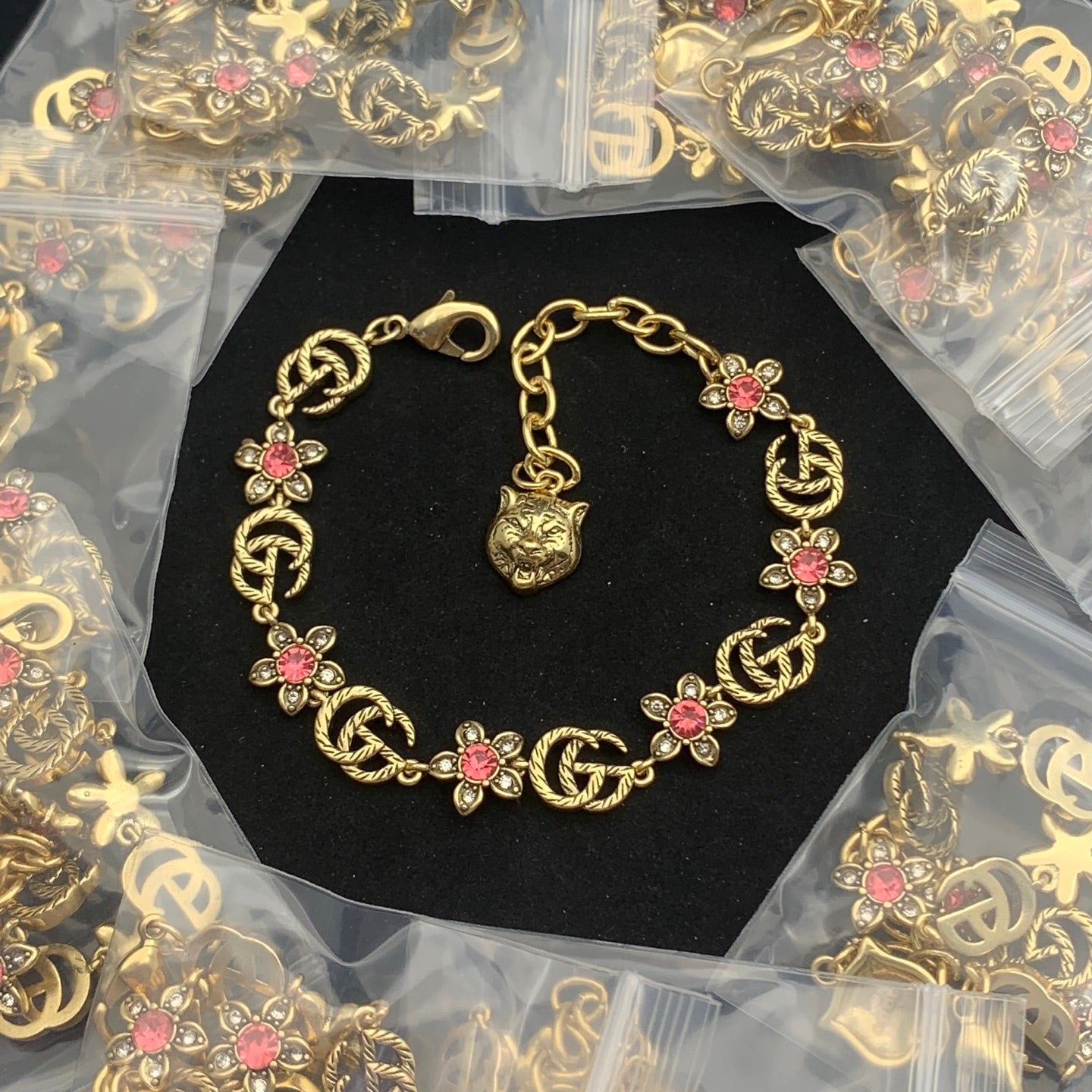 LuxluxHouse Low Price And High Quality Accessories Gucci