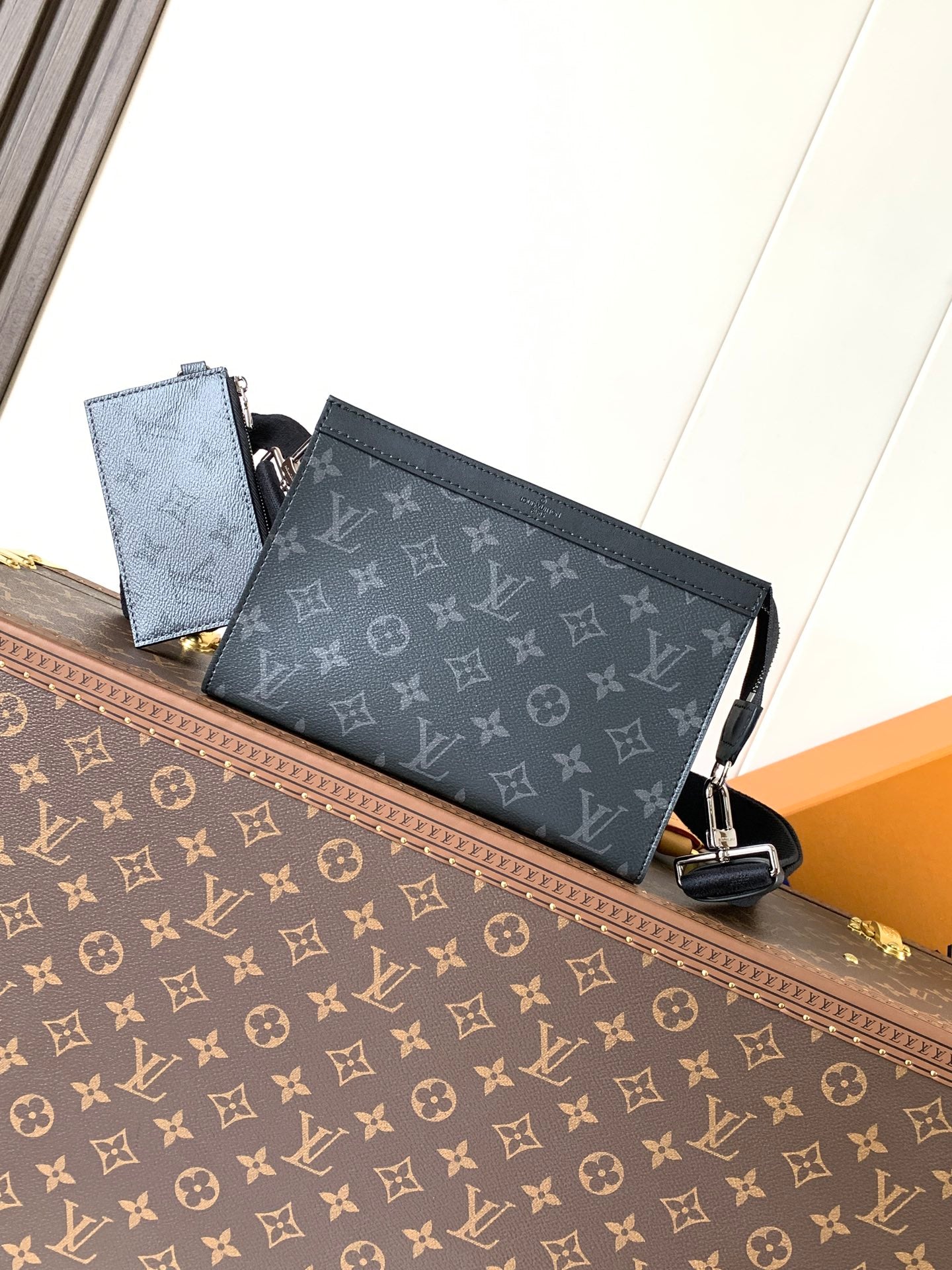 LuxluxHouse Best Quality Bags Louis Vuitton Women Men