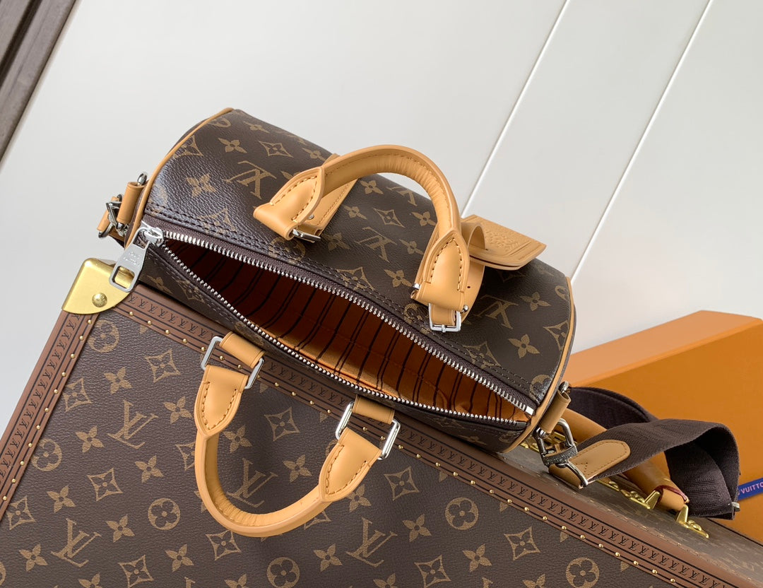 LuxluxHouse Best Quality Bags Louis Vuitton Men