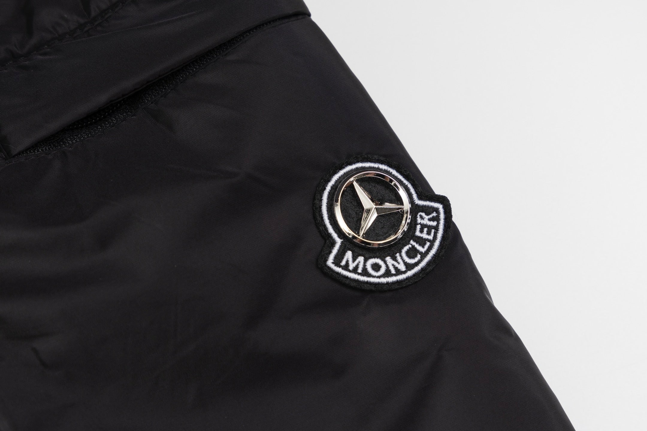 LuxluxHouse Best Quality Clothes Pants Moncler