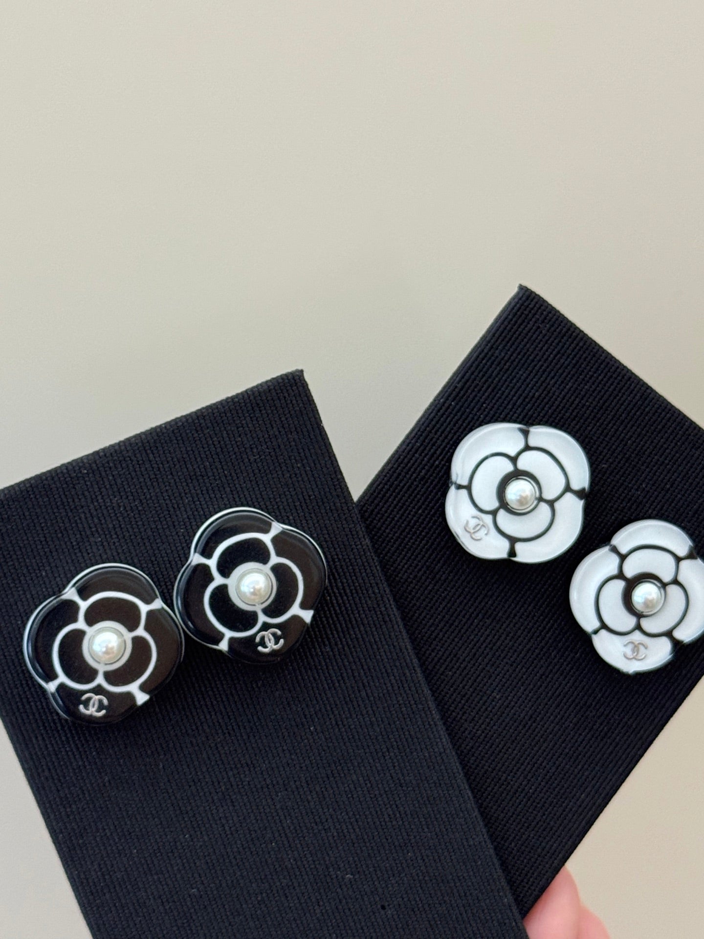 LuxluxHouse Low Price And High Quality Accessories Earrings