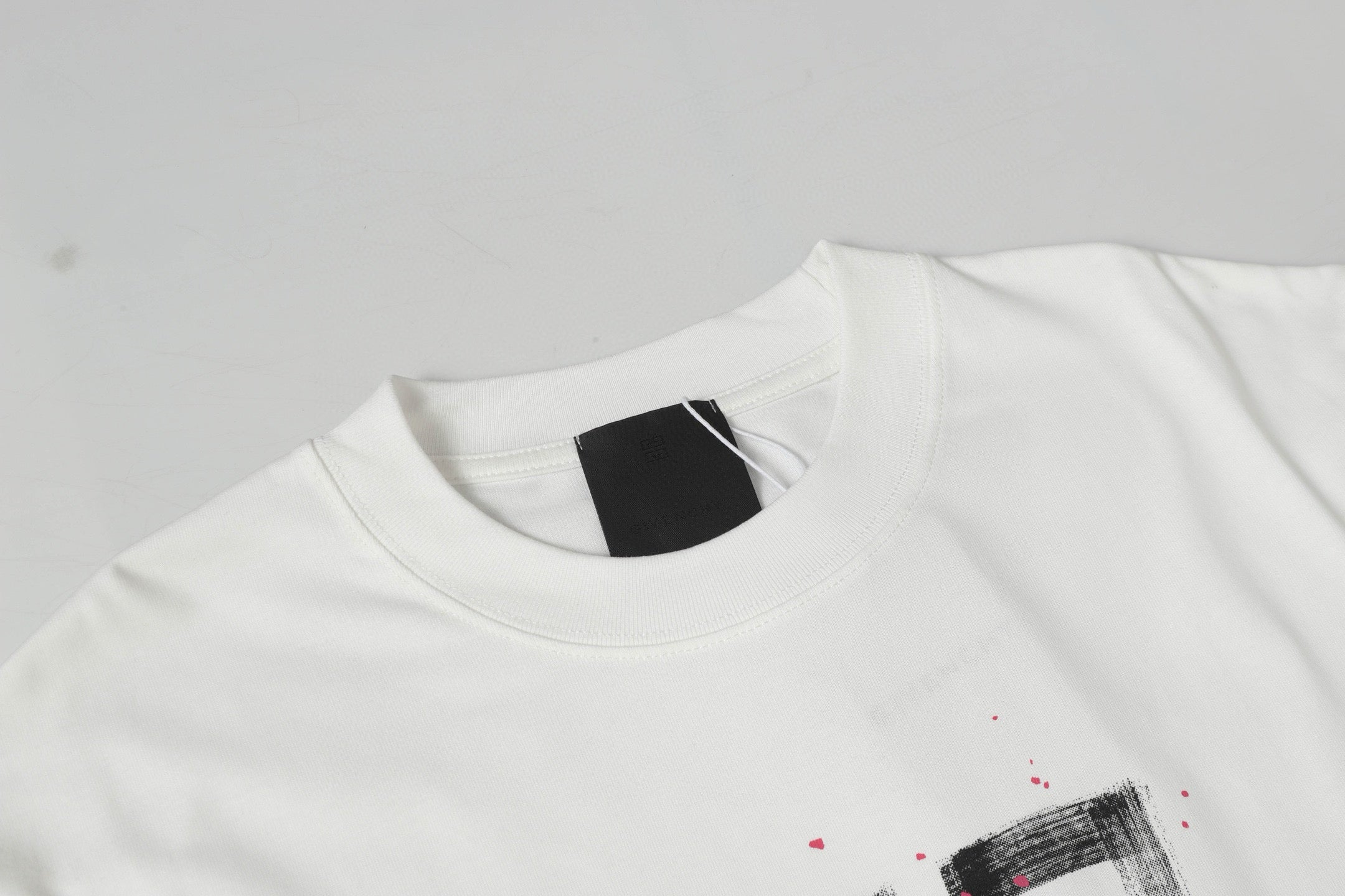 LuxluxHouse Best Quality Clothes Givenchy T-shirt