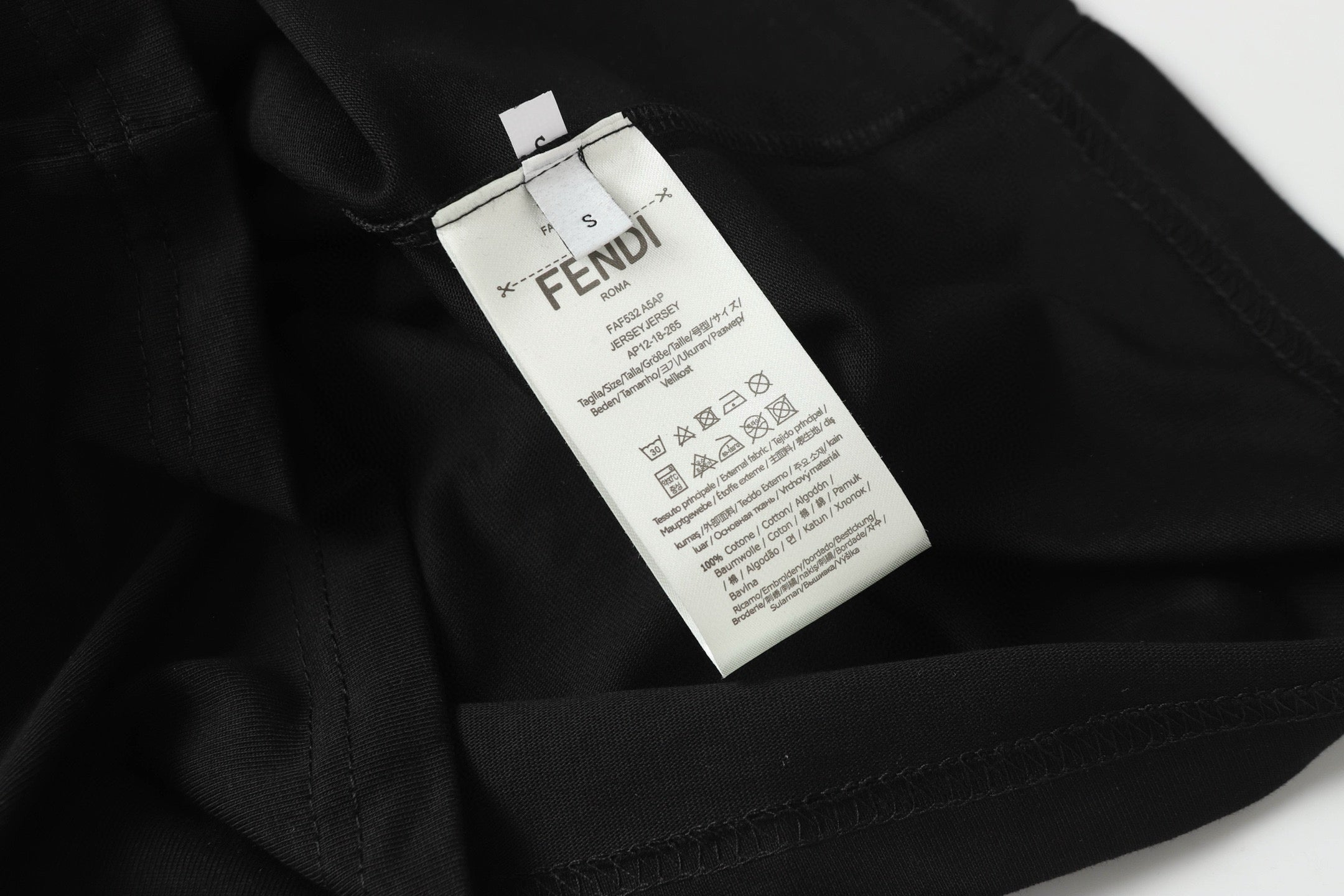 LuxluxHouse Best Quality Clothes Fendi T-shirt