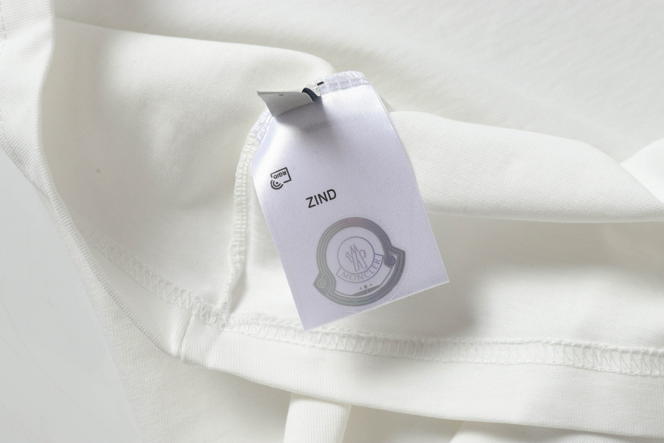 LuxluxHouse Best Quality Clothes T-shirt Moncler