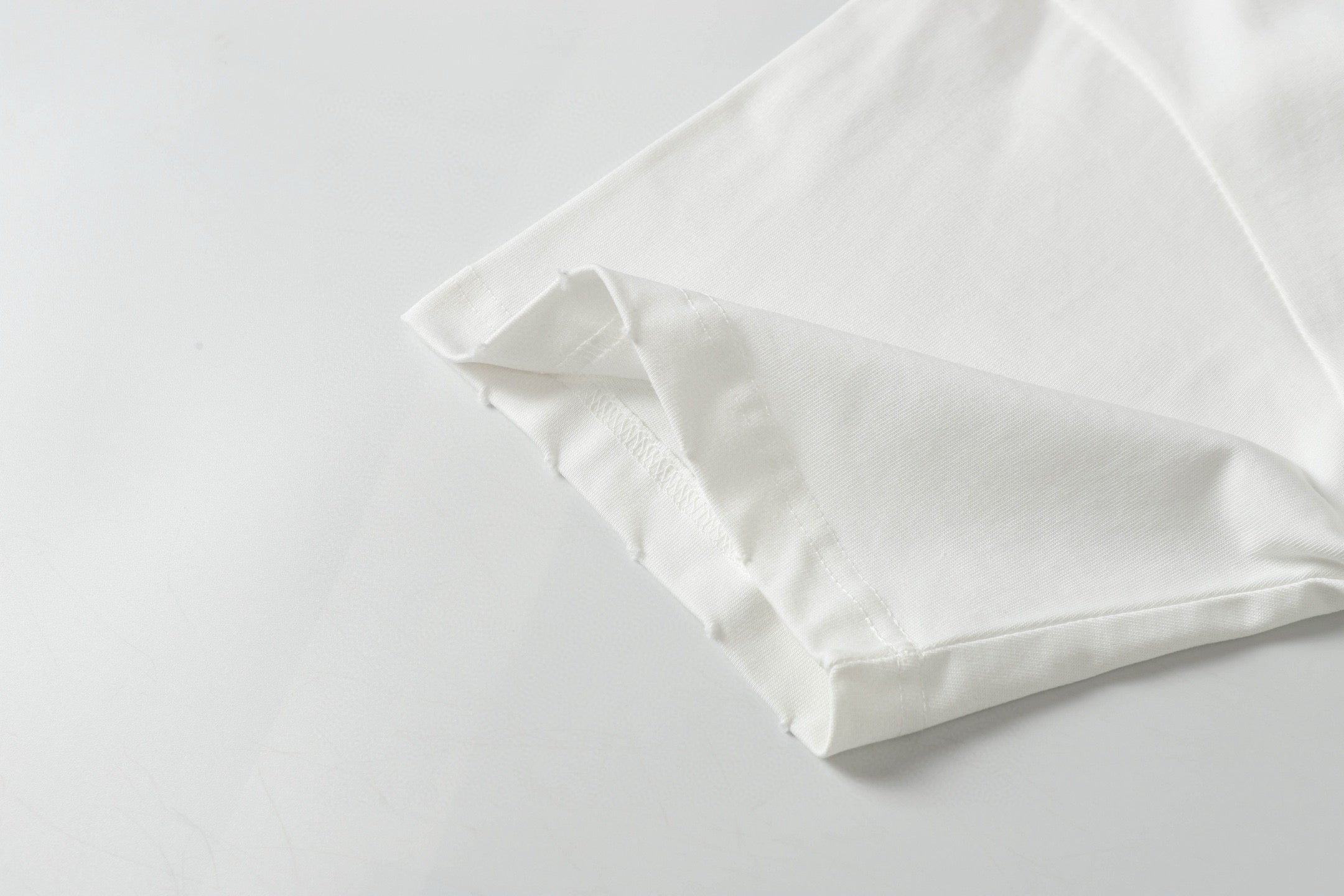 LuxluxHouse Best Quality Clothes T-shirt Chanel & Maison Margiela