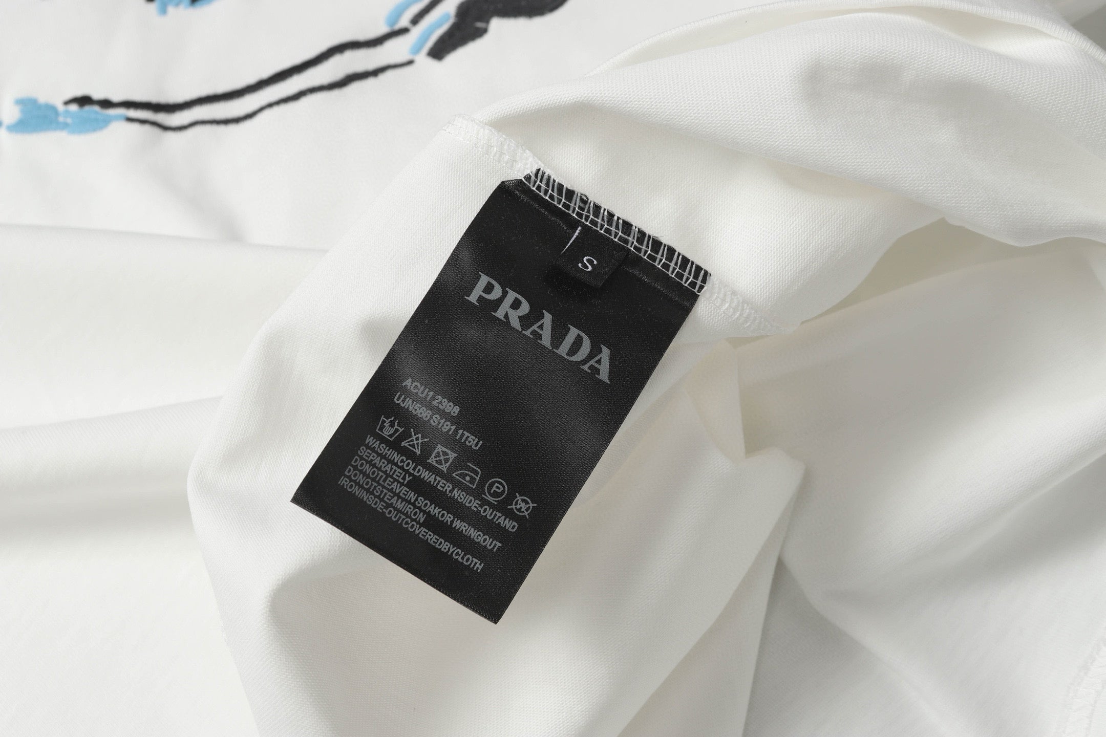 LuxluxHouse Best Quality Clothes T-shirt Prada