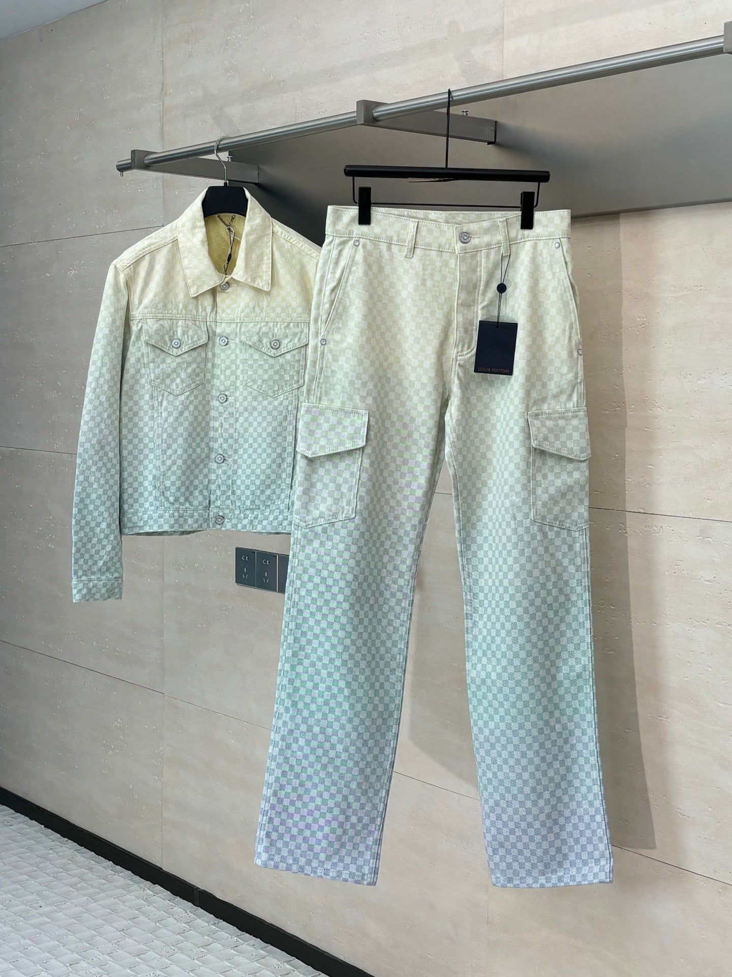LuxluxHouse Best Quality Clothes Pants Louis Vuitton