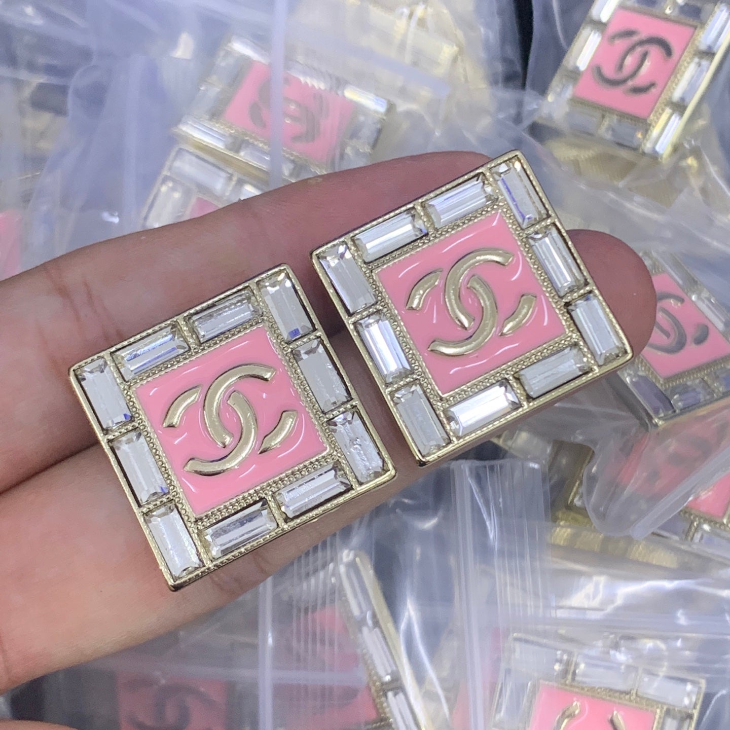 LuxluxHouse Low Price And High Quality Accessories Chanel