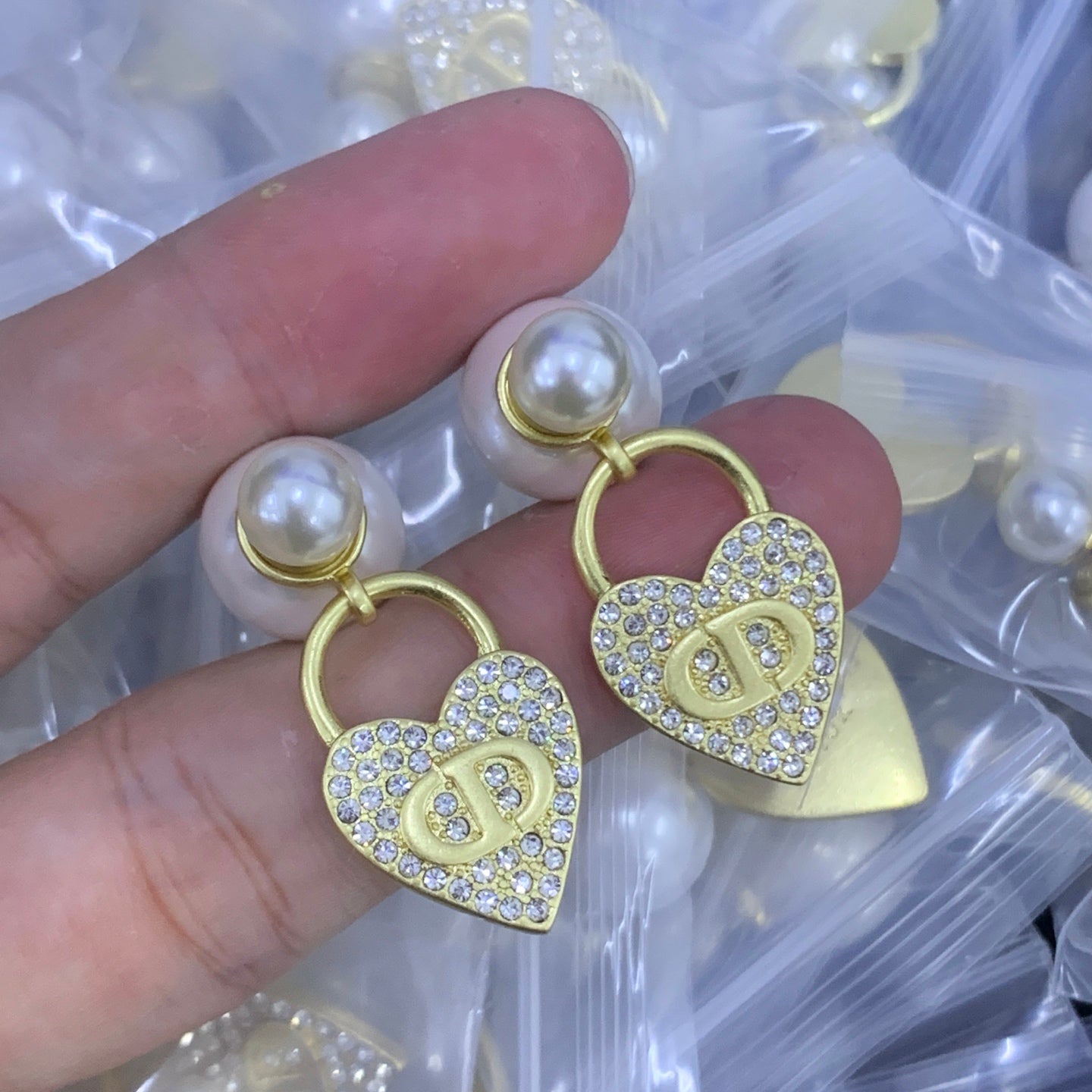 LuxluxHouse Low Price And High Quality Accessories Dior