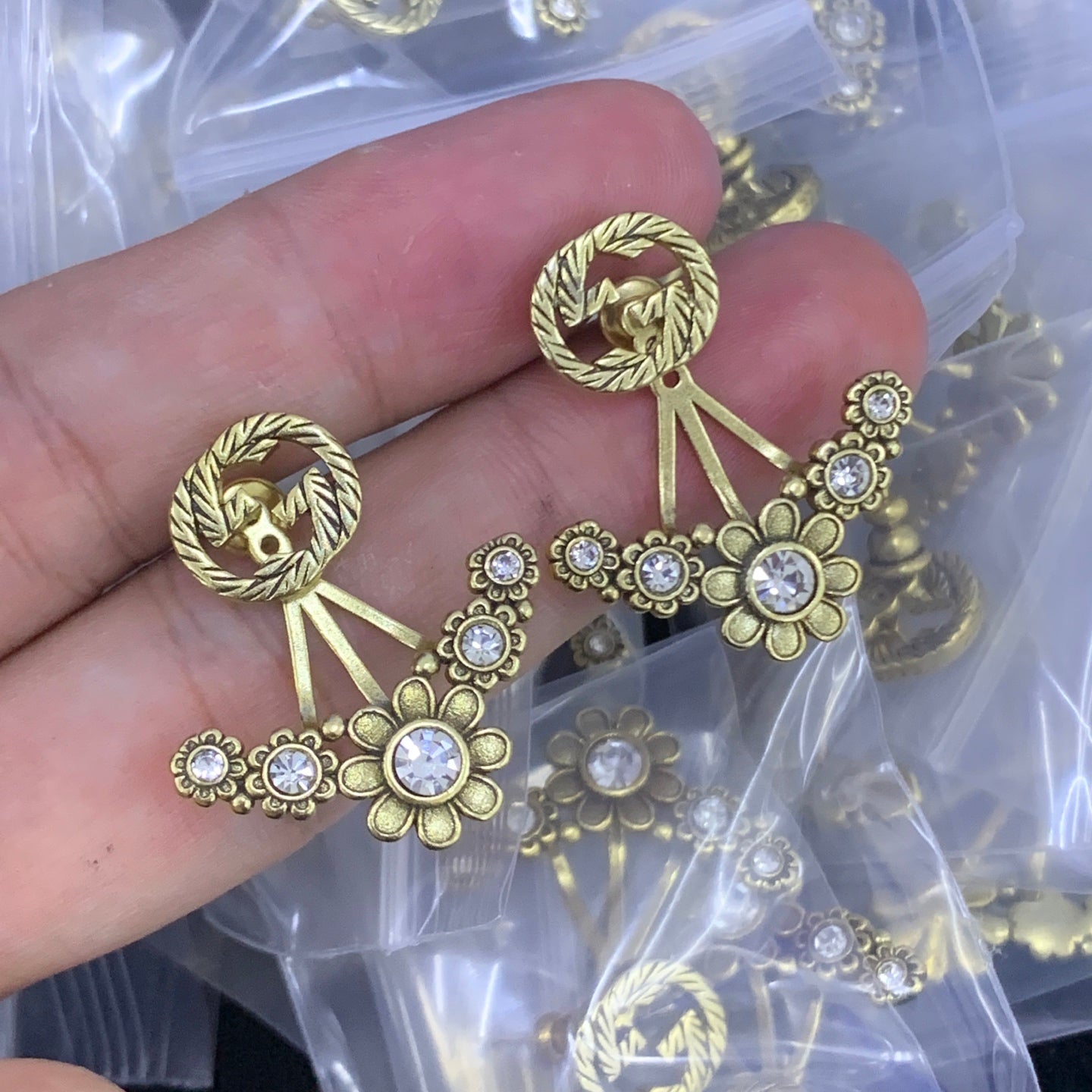 LuxluxHouse Low Price And High Quality Accessories Gucci