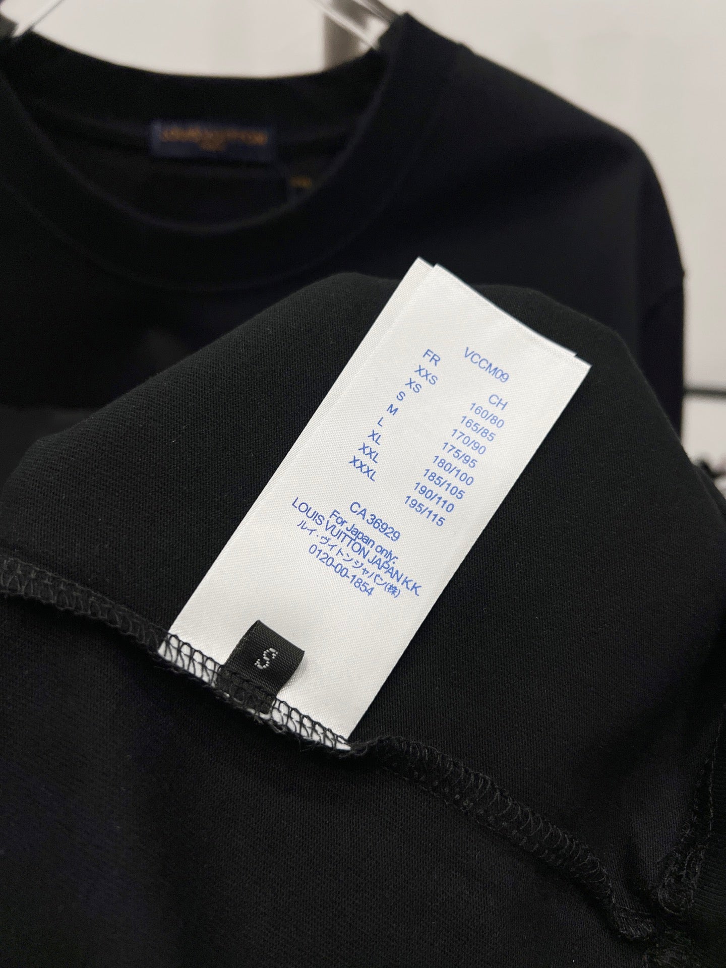 LuxluxHouse Best Quality Clothes T-shirt Louis Vuitton