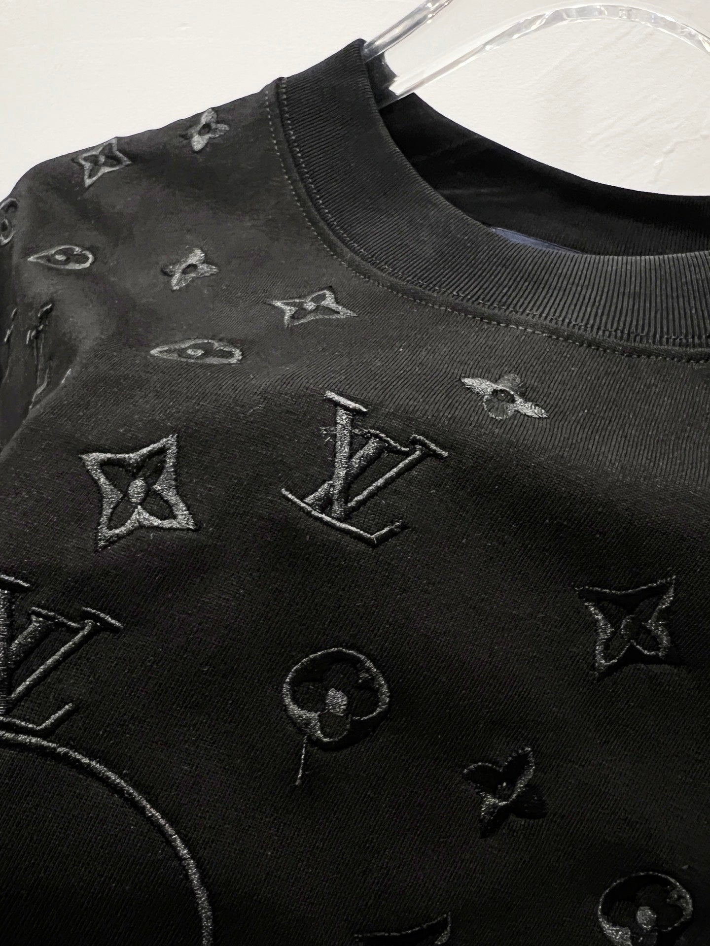 LuxluxHouse Best Quality Clothes T-shirt Louis Vuitton