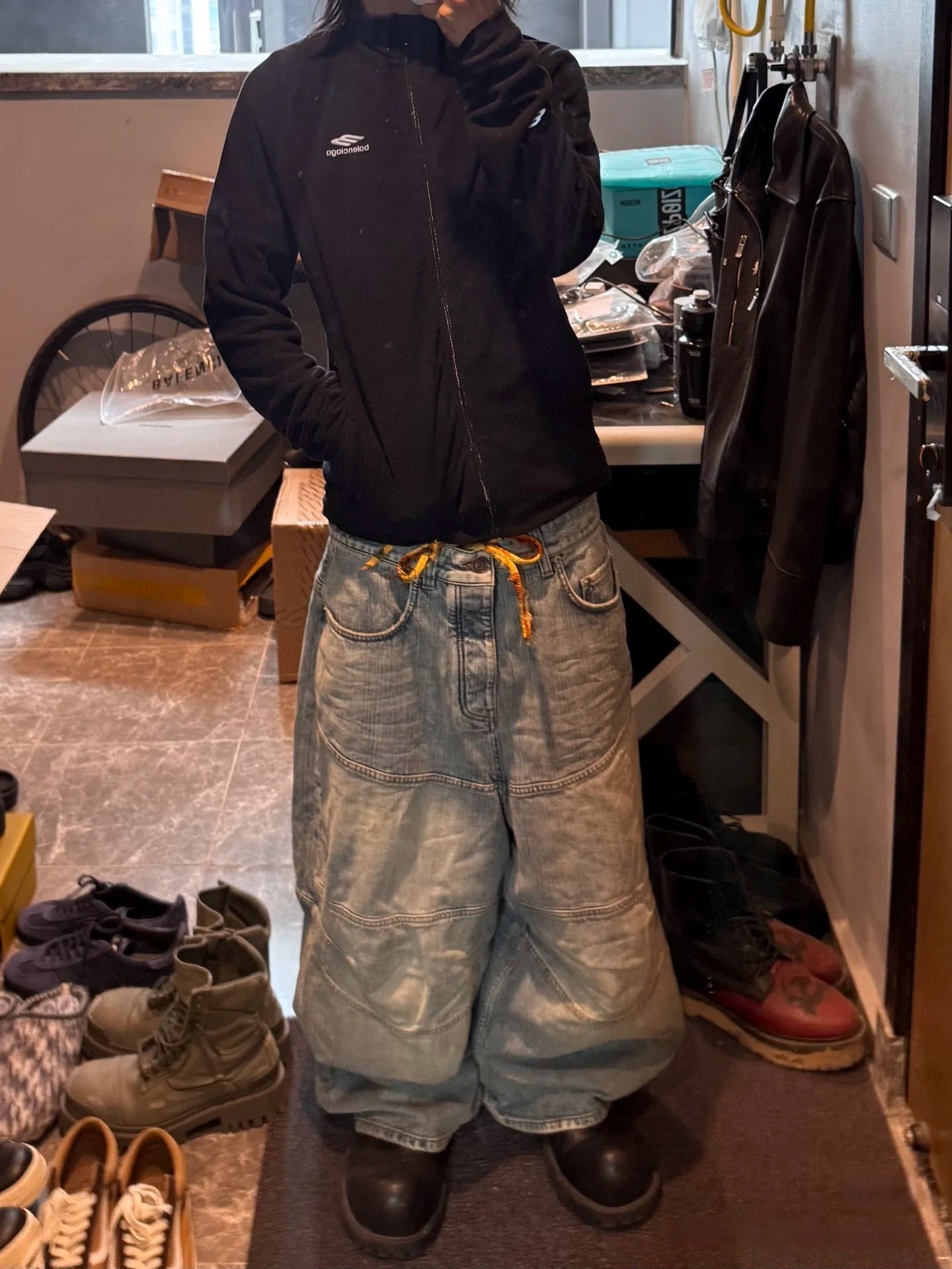 LuxluxHouse Best Quality Clothes Balenciaga Pants