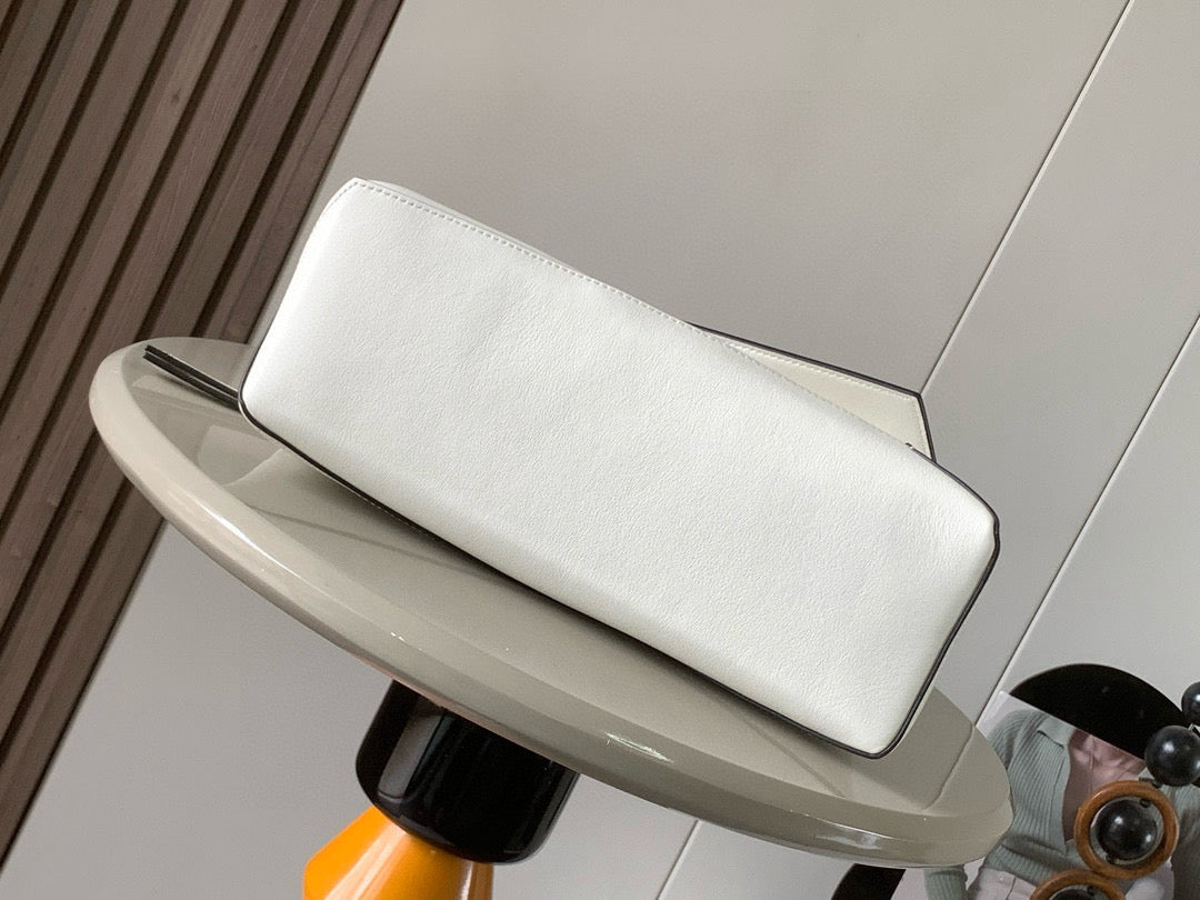 LuxluxHouse Best Quality Bags Loewe Women