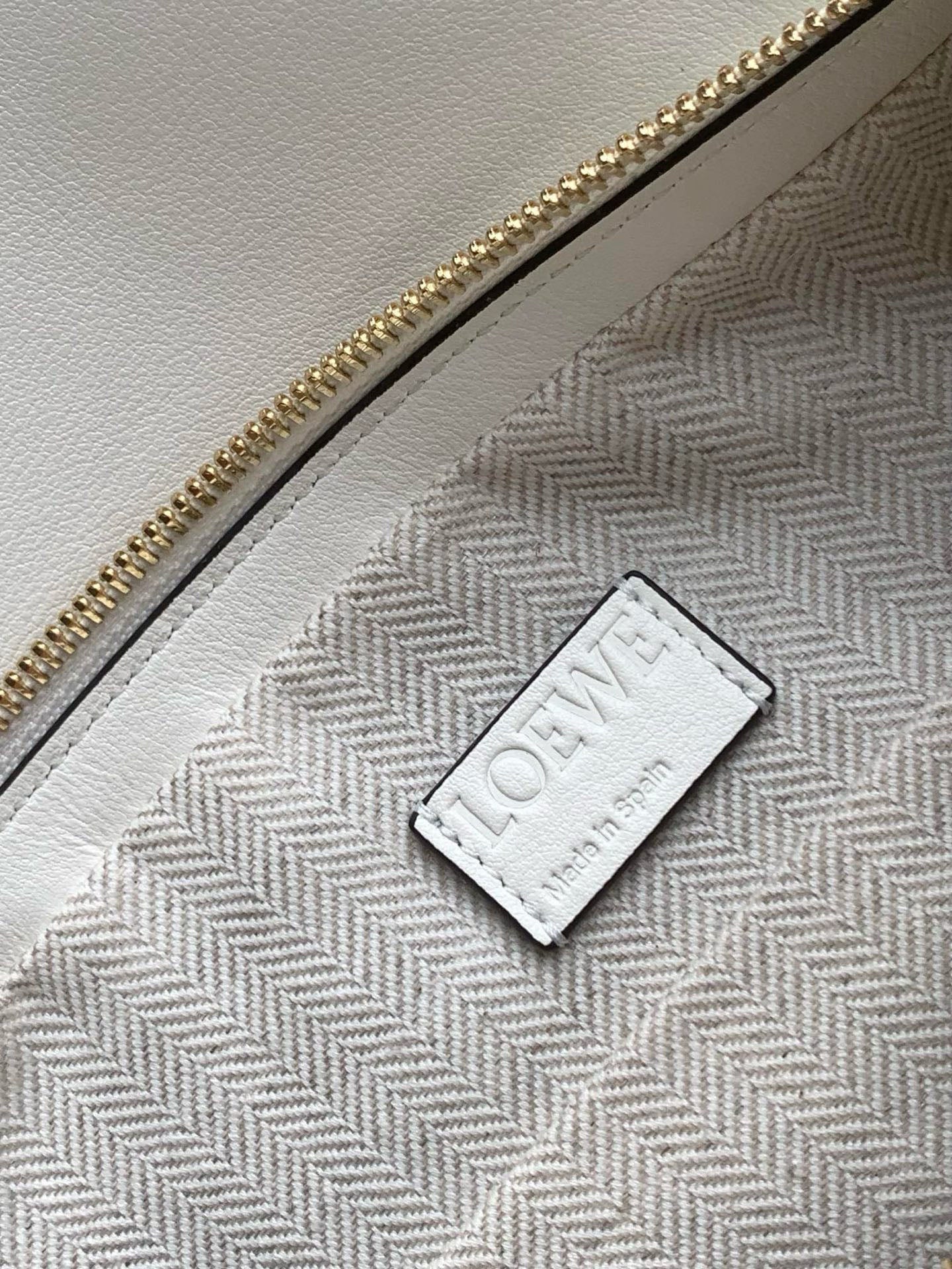 LuxluxHouse Best Quality Bags Loewe Women