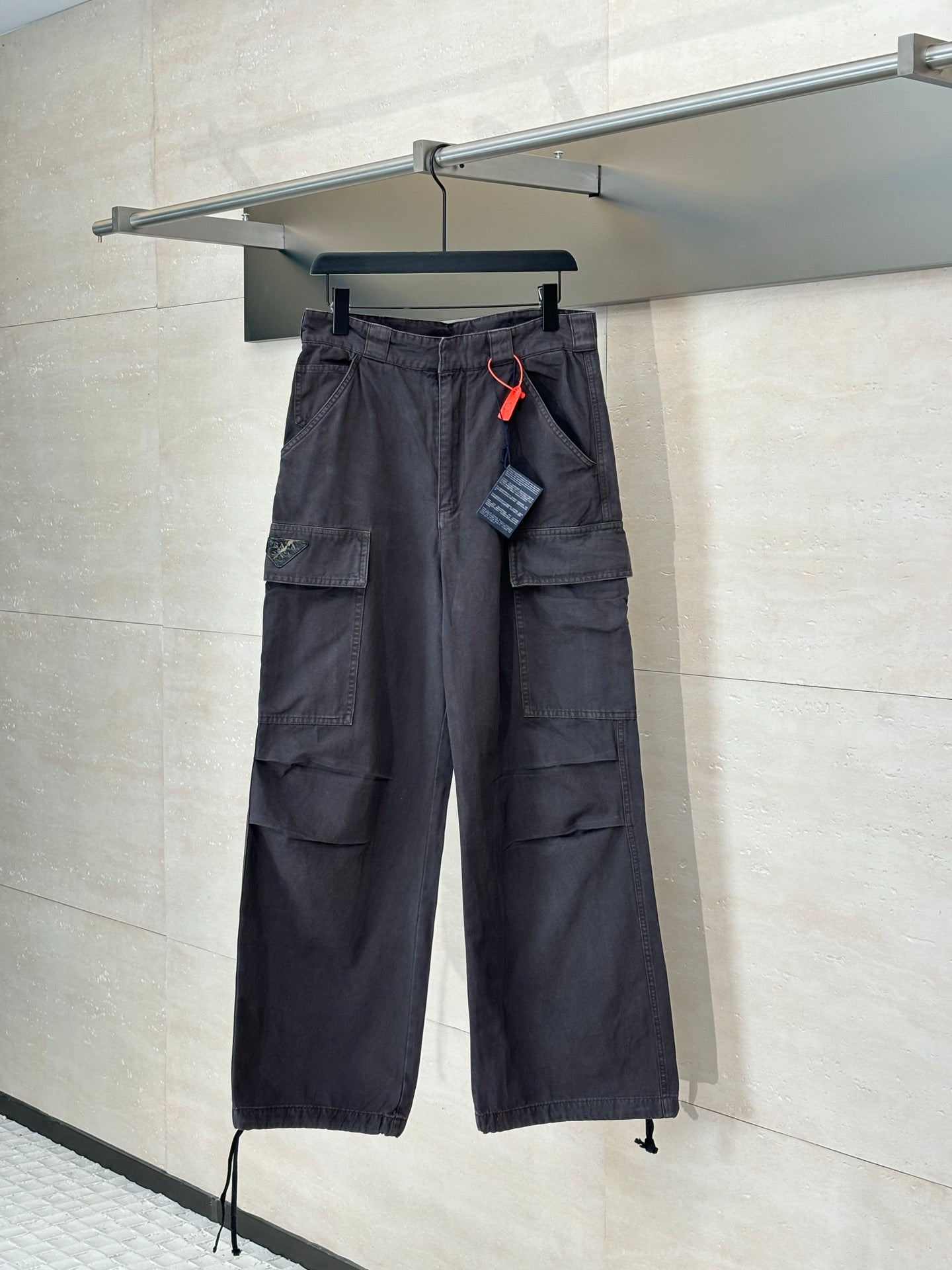 LuxluxHouse Best Quality Clothes Pants Prada
