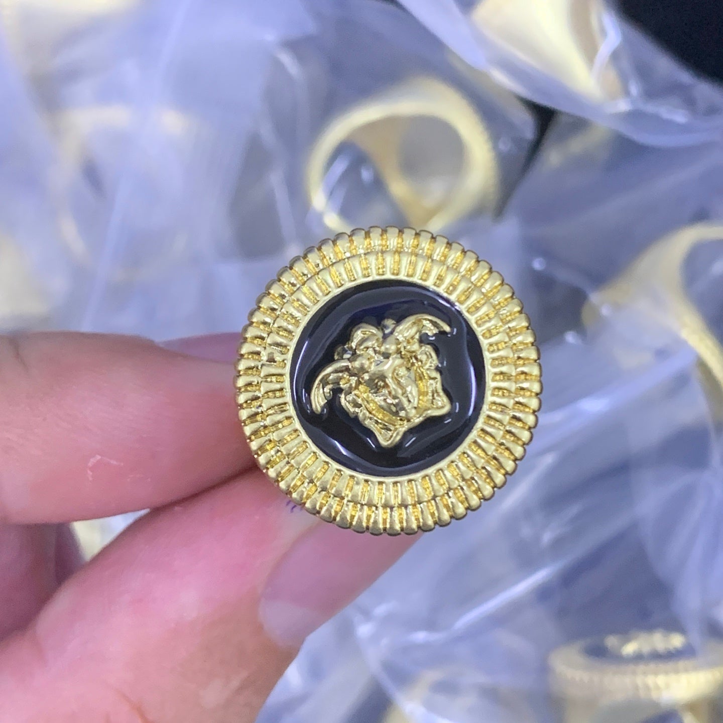LuxluxHouse Low Price And High Quality Accessories Versace
