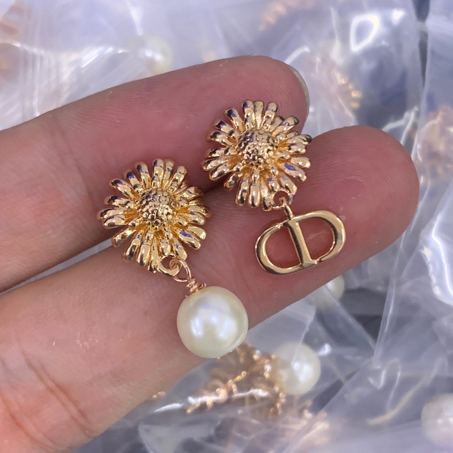 LuxluxHouse Low Price And High Quality Accessories Dior