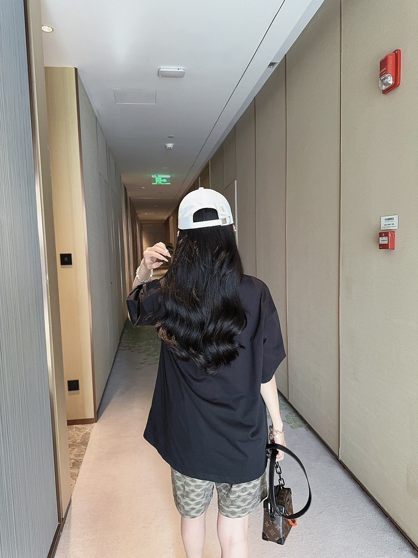 LuxluxHouse Best Quality Clothes T-shirt Louis Vuitton