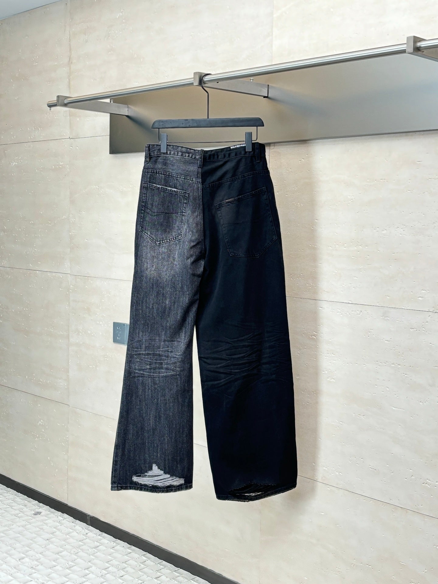 LuxluxHouse Best Quality Clothes Balenciaga Pants