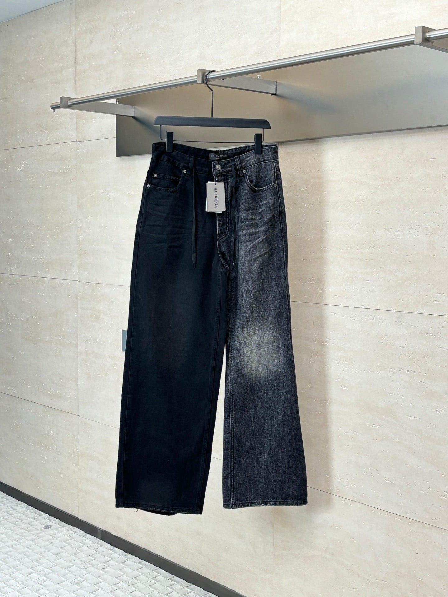 LuxluxHouse Best Quality Clothes Balenciaga Pants