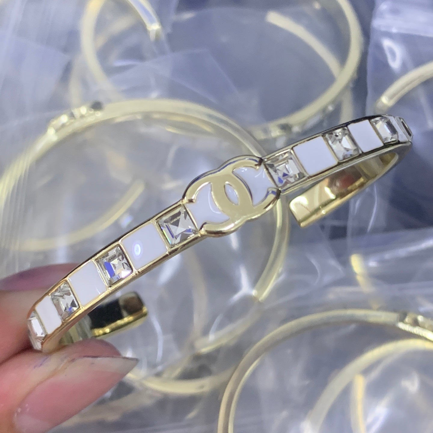 LuxluxHouse Low Price And High Quality Accessories Chanel