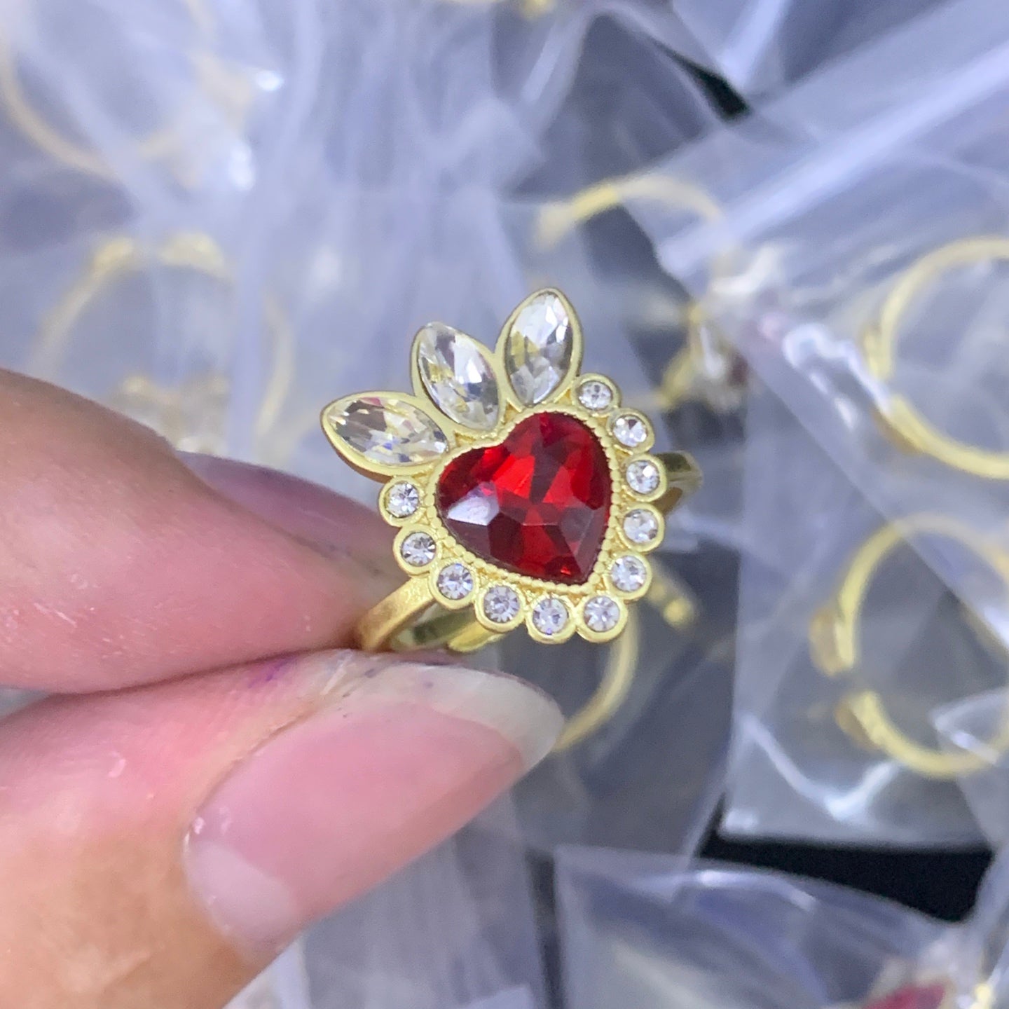 LuxluxHouse Low Price And High Quality Accessories Gucci