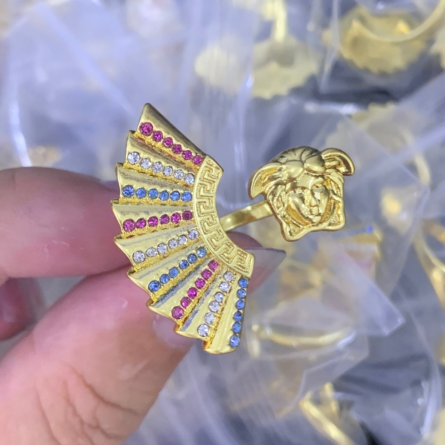 LuxluxHouse Low Price And High Quality Accessories Versace