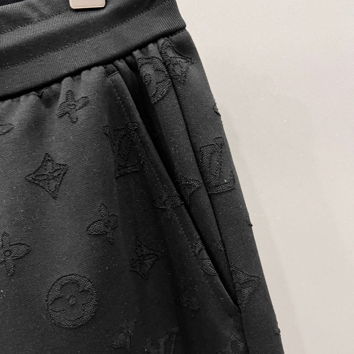 LuxluxHouse Best Quality Clothes Pants Louis Vuitton