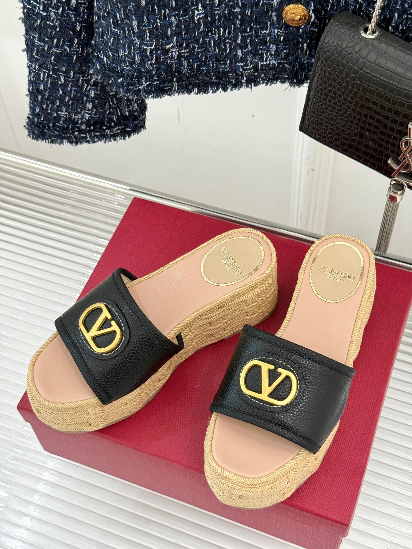 LuxluxHouse Best Quality Valentino Women Shoes