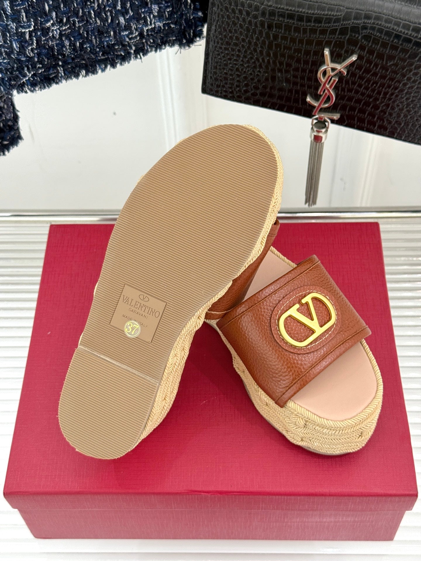 LuxluxHouse Best Quality Valentino Women Shoes