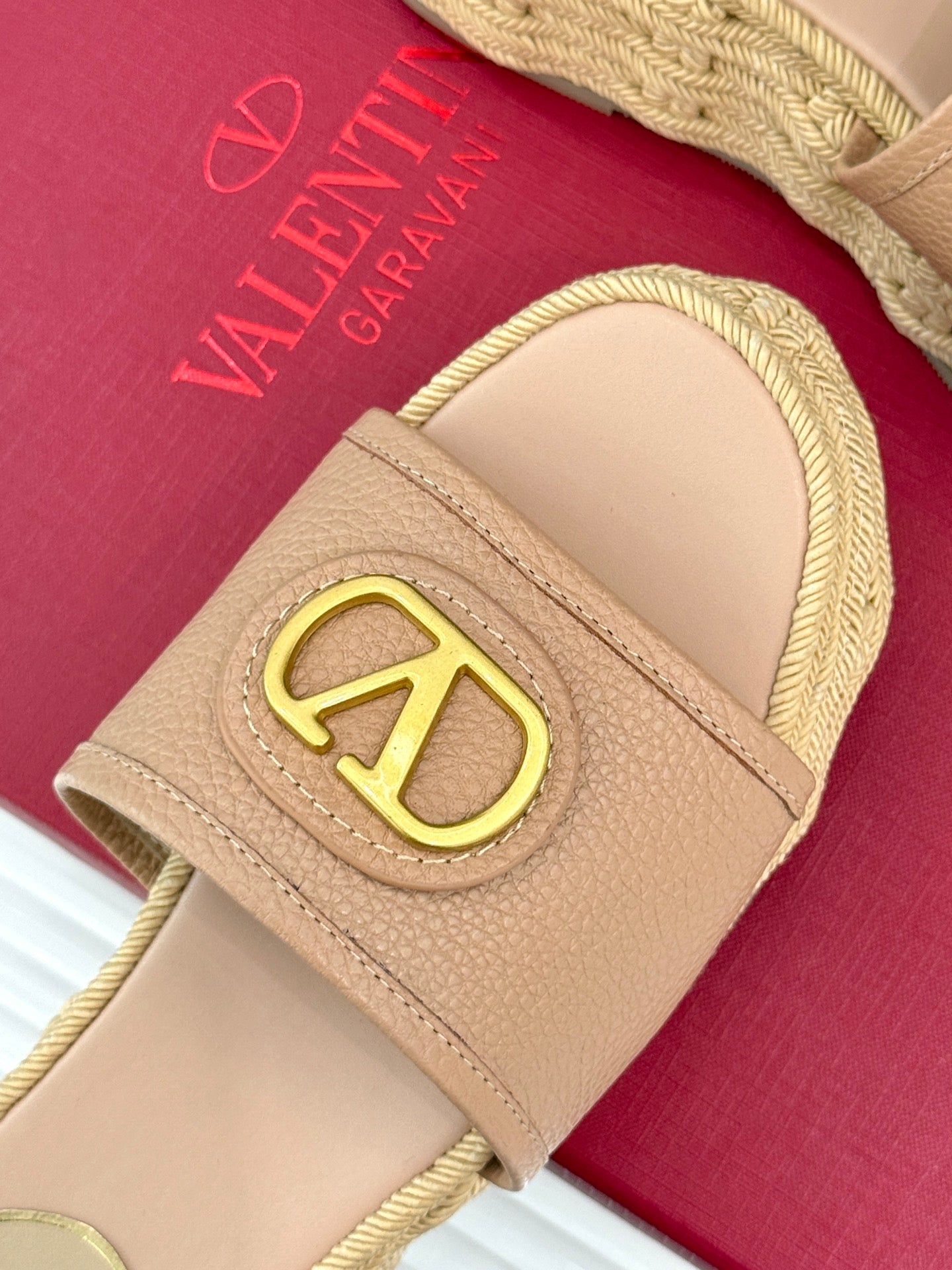 LuxluxHouse Best Quality Valentino Women Shoes