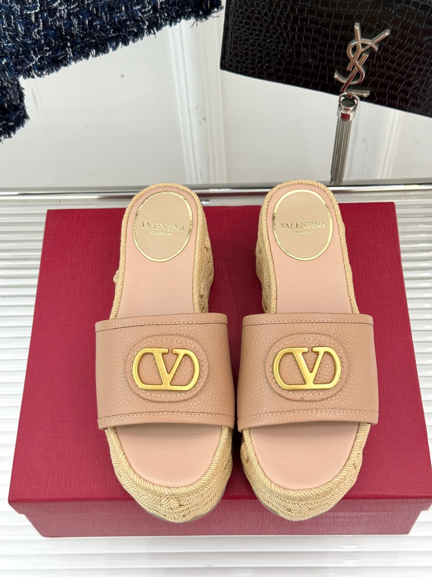 LuxluxHouse Best Quality Valentino Women Shoes