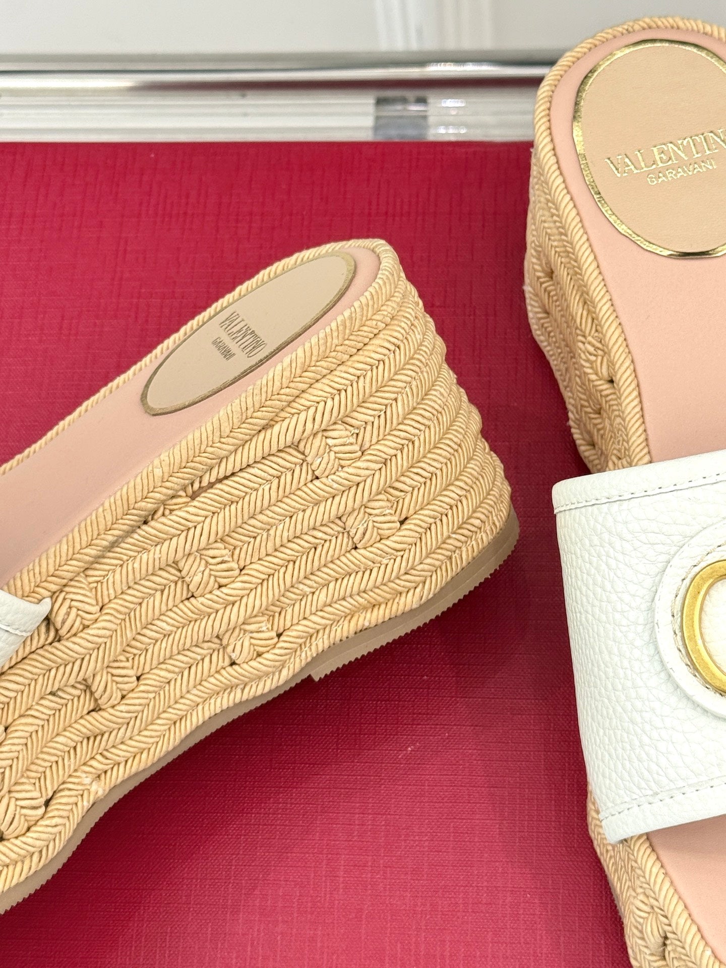 LuxluxHouse Best Quality Valentino Women Shoes