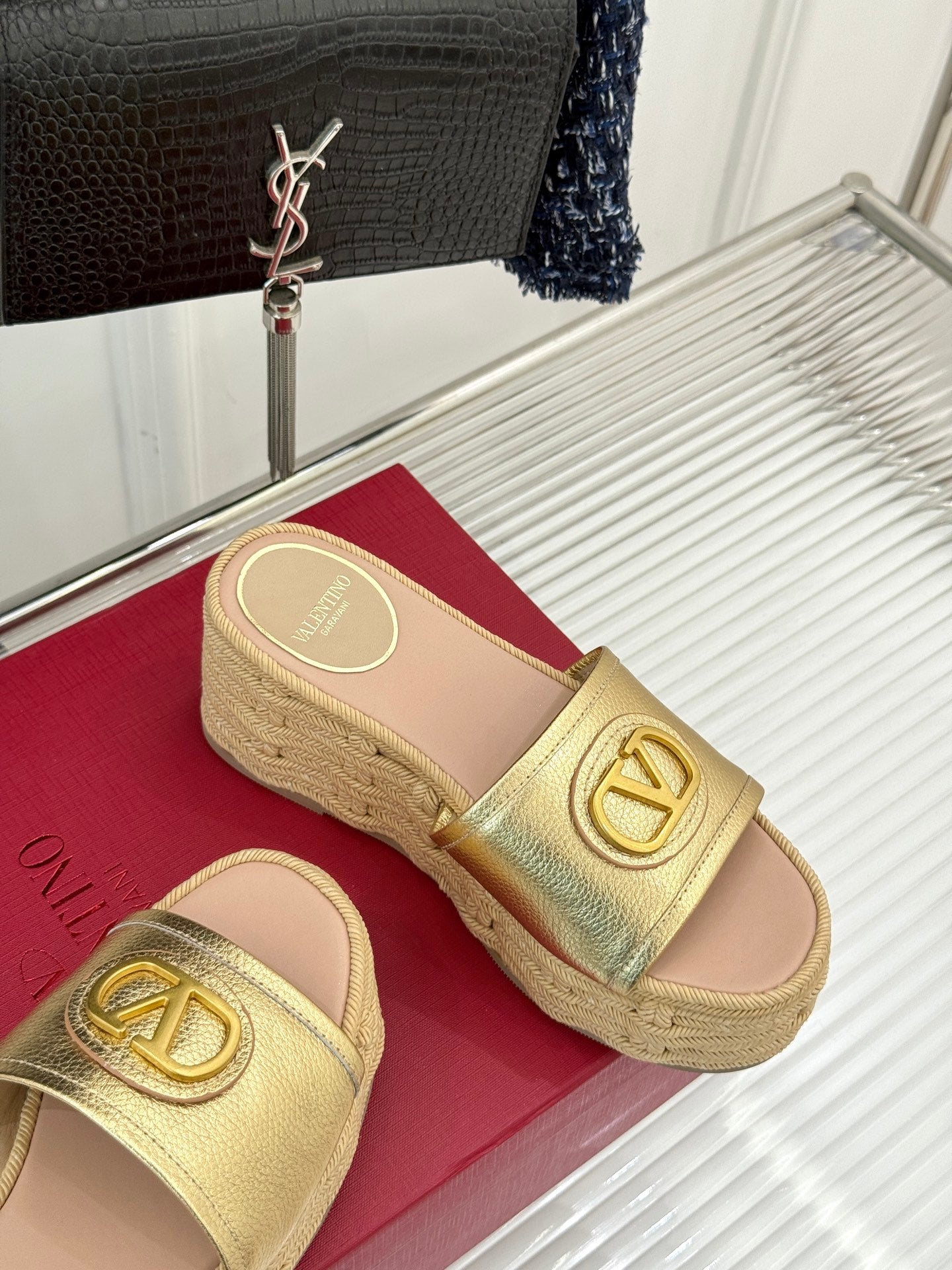 LuxluxHouse Best Quality Valentino Women Shoes