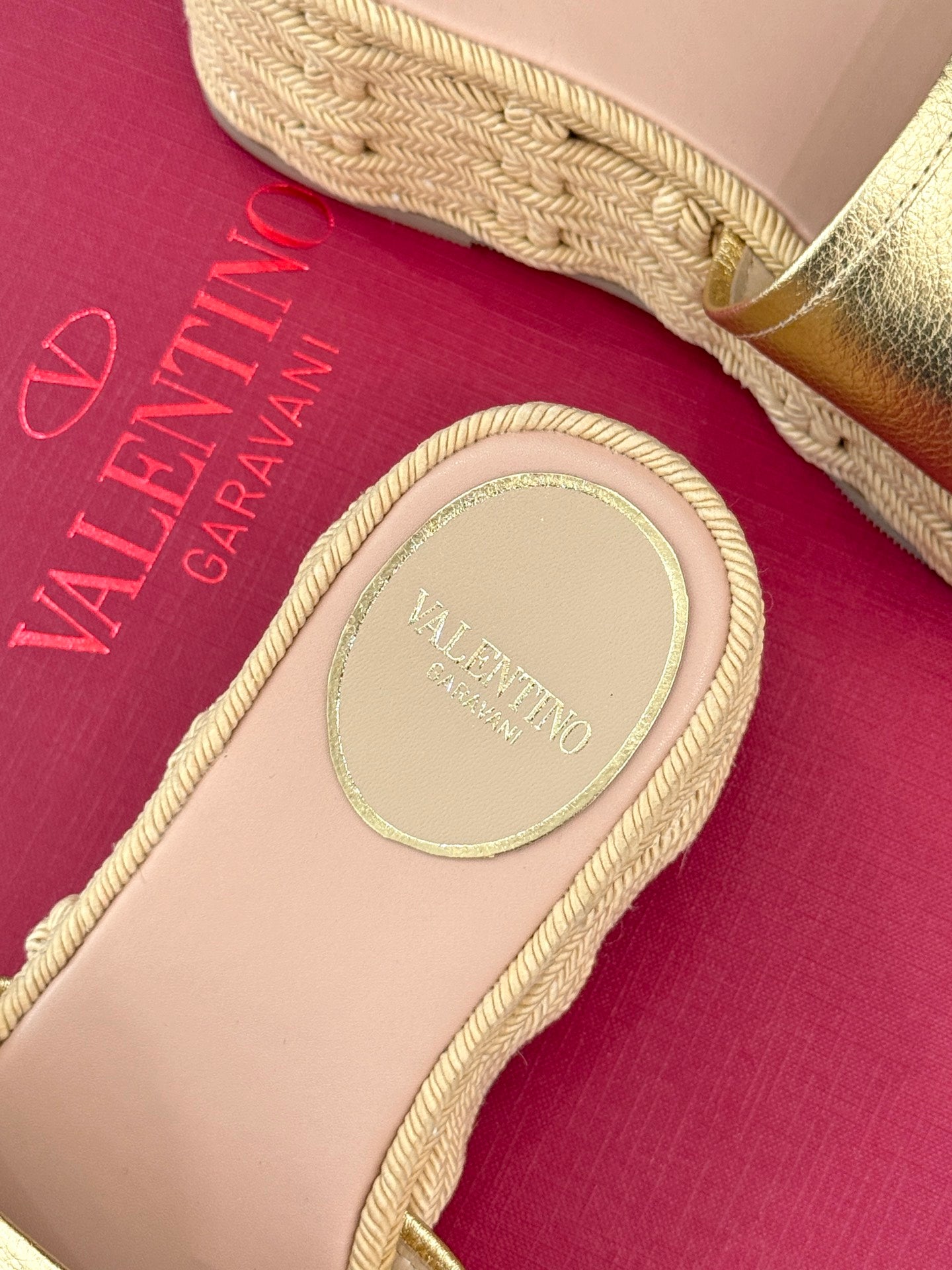LuxluxHouse Best Quality Valentino Women Shoes