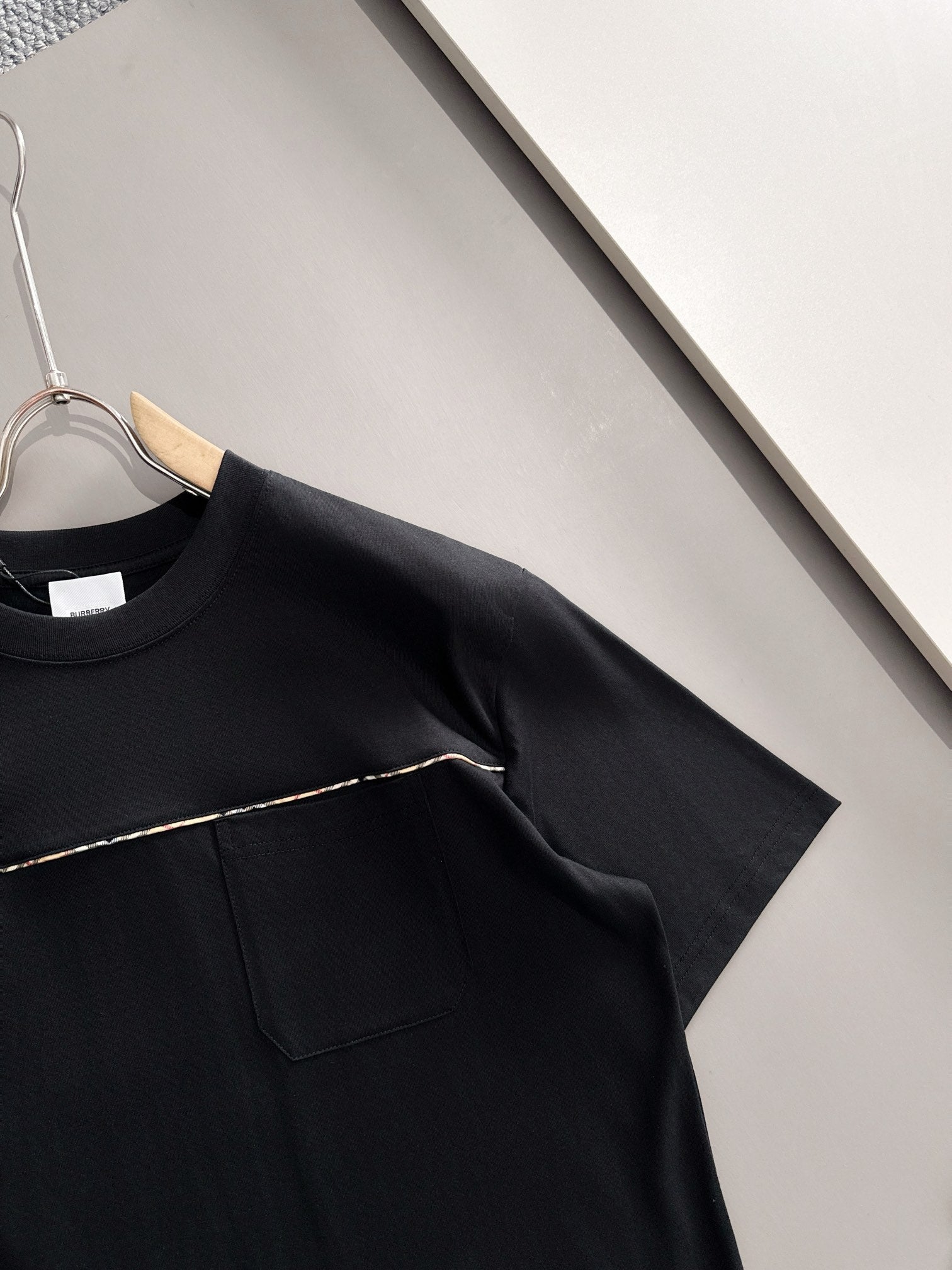 LuxluxHouse Best Quality Clothes Burberry T-shirt