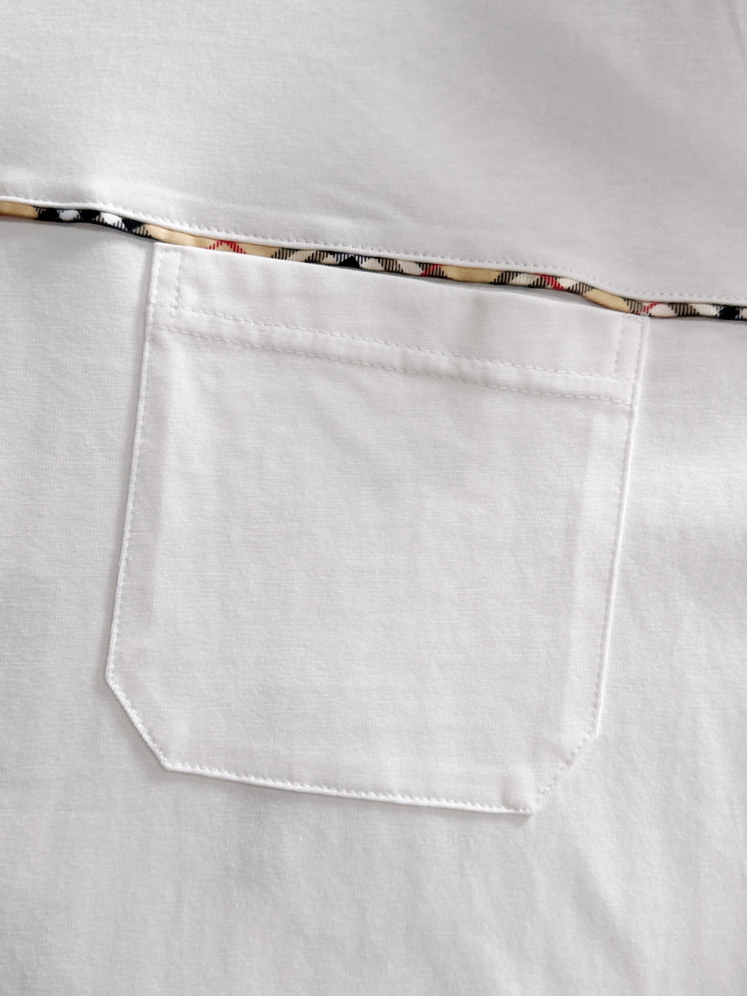 LuxluxHouse Best Quality Clothes Burberry T-shirt