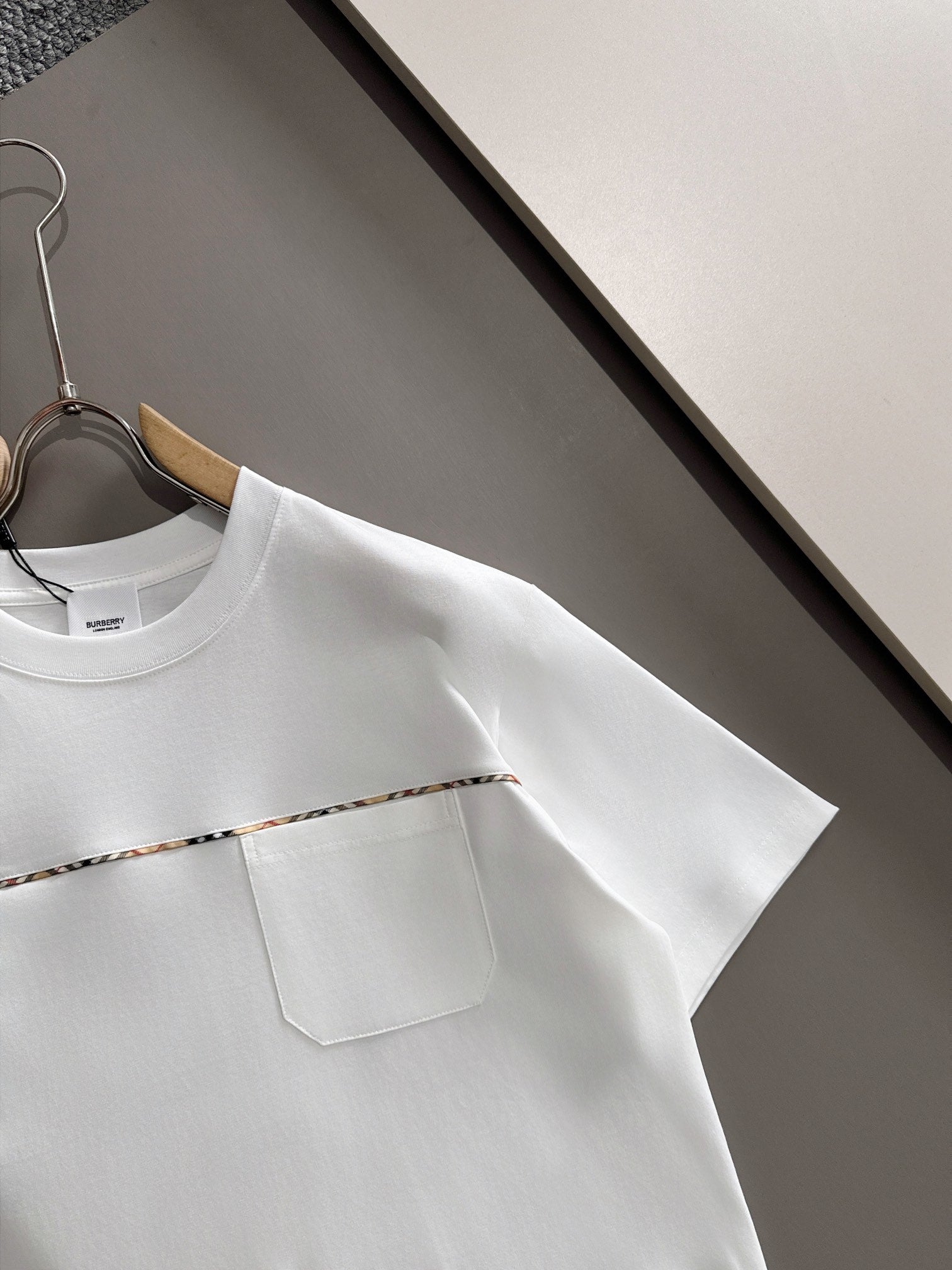 LuxluxHouse Best Quality Clothes Burberry T-shirt